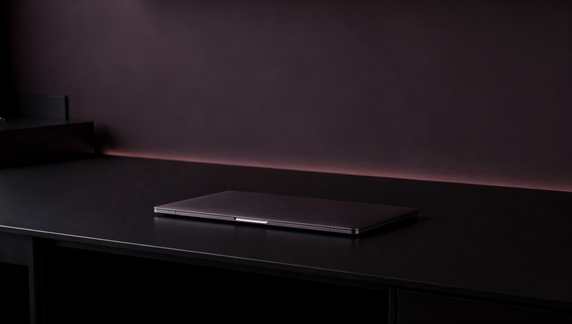 black and brown leather padded tub sofa