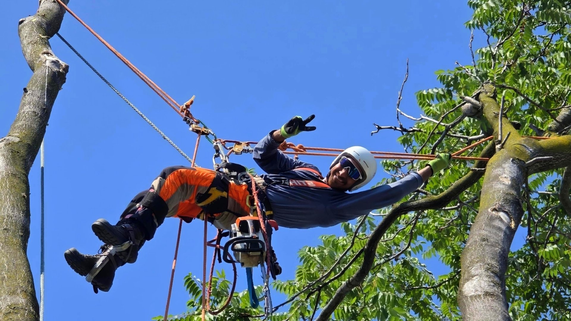 black and brown leather padded tub sofa