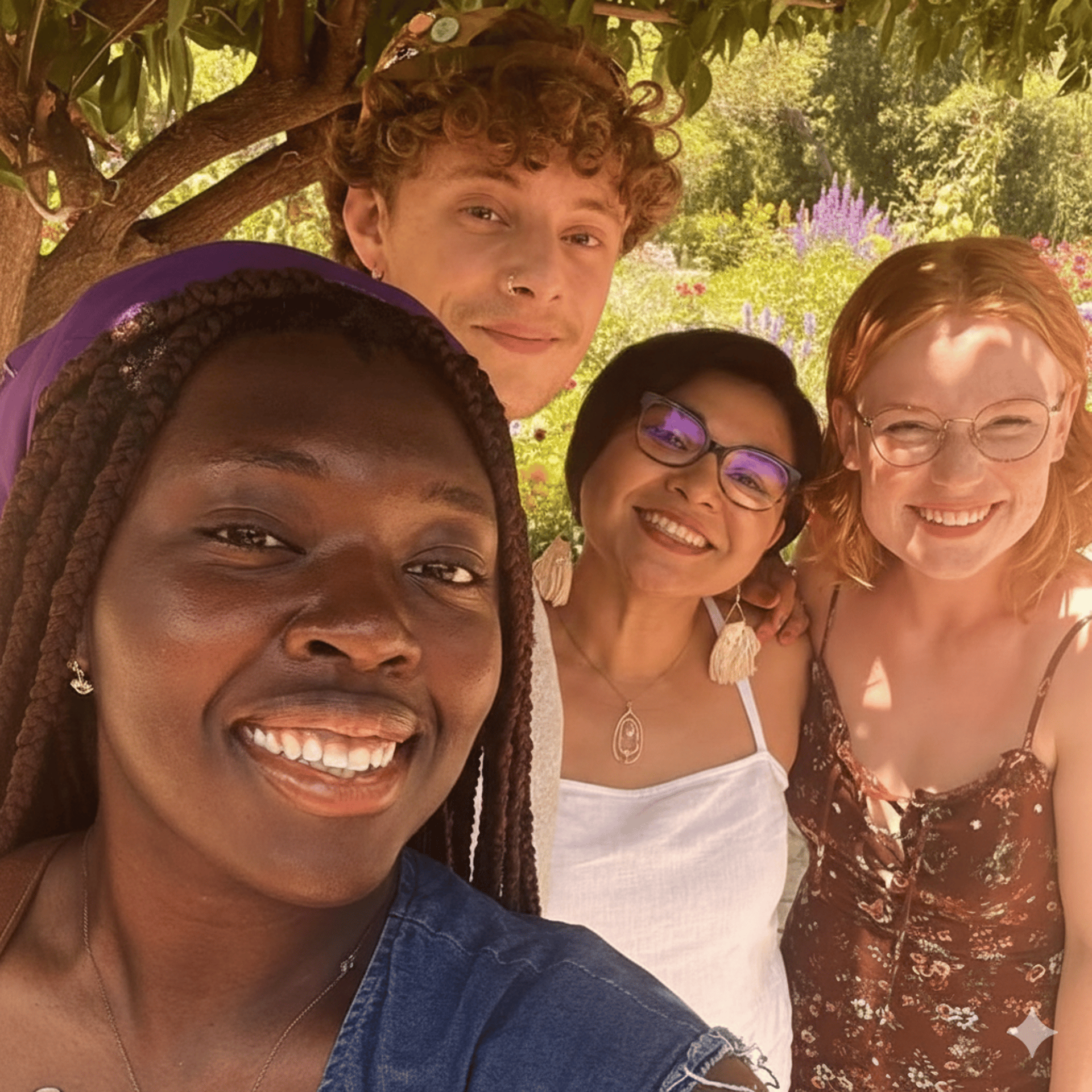 black and white bed linen