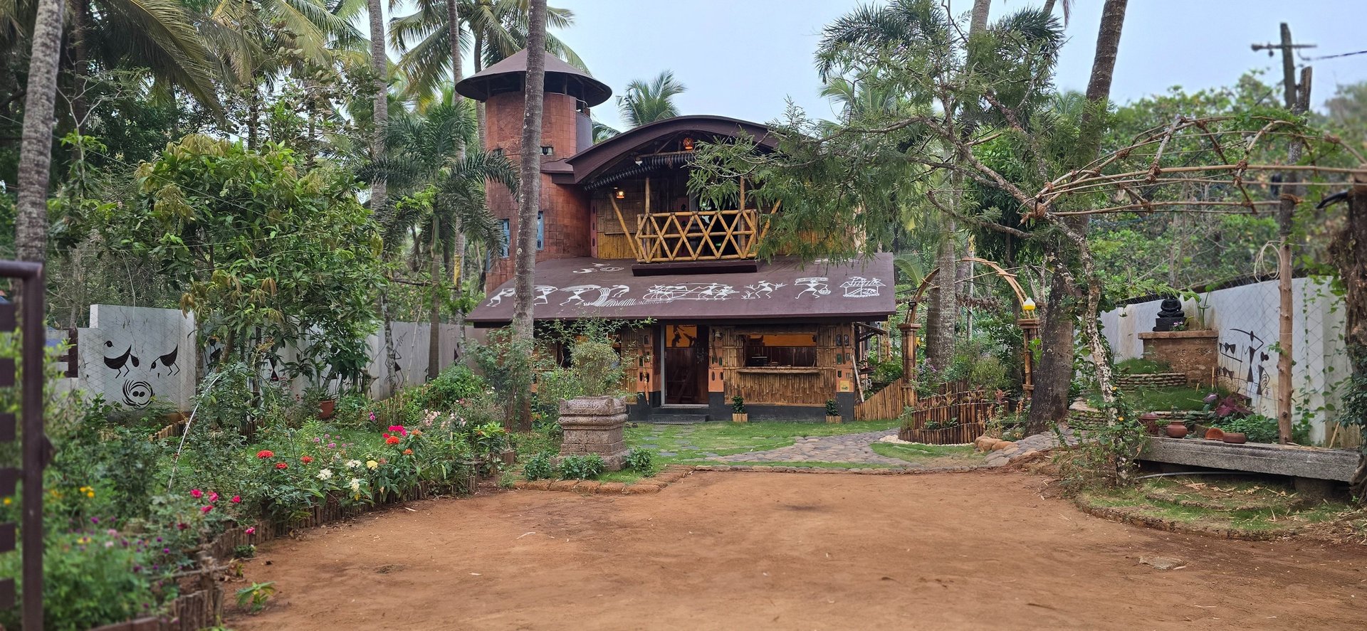 black and white bed linen