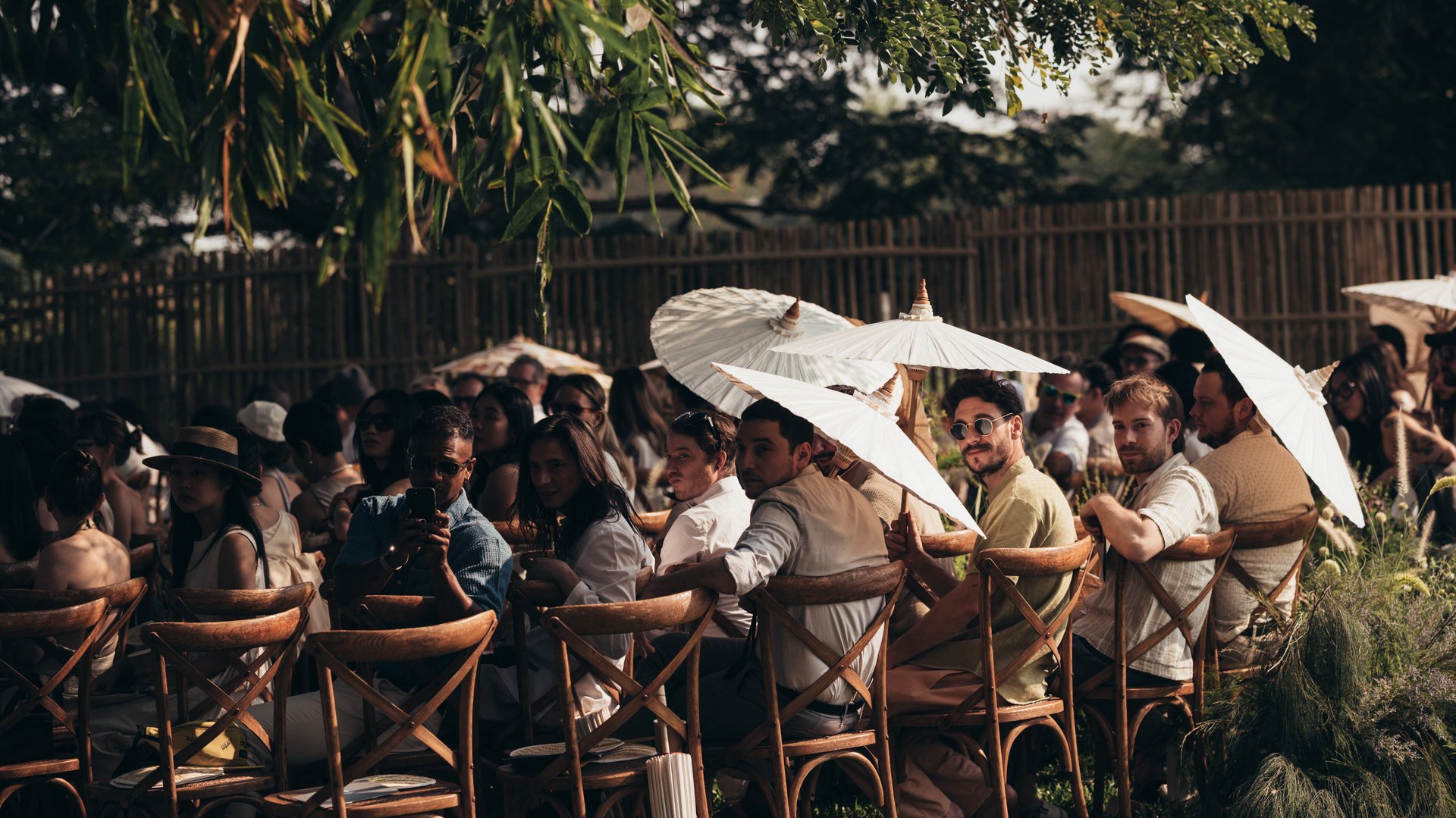 black and white bed linen