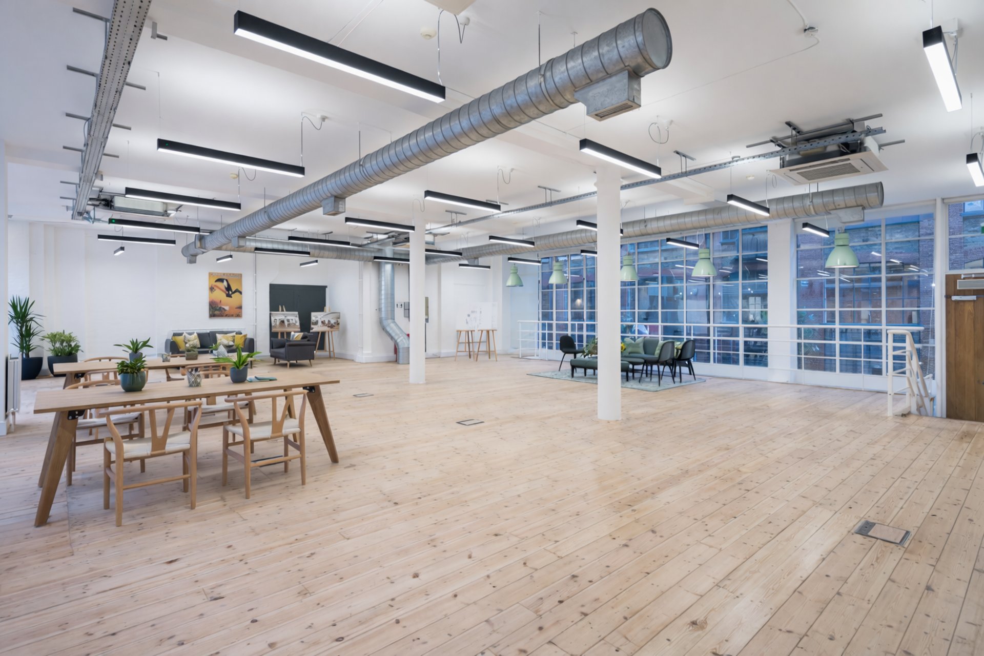 black and white bed linen