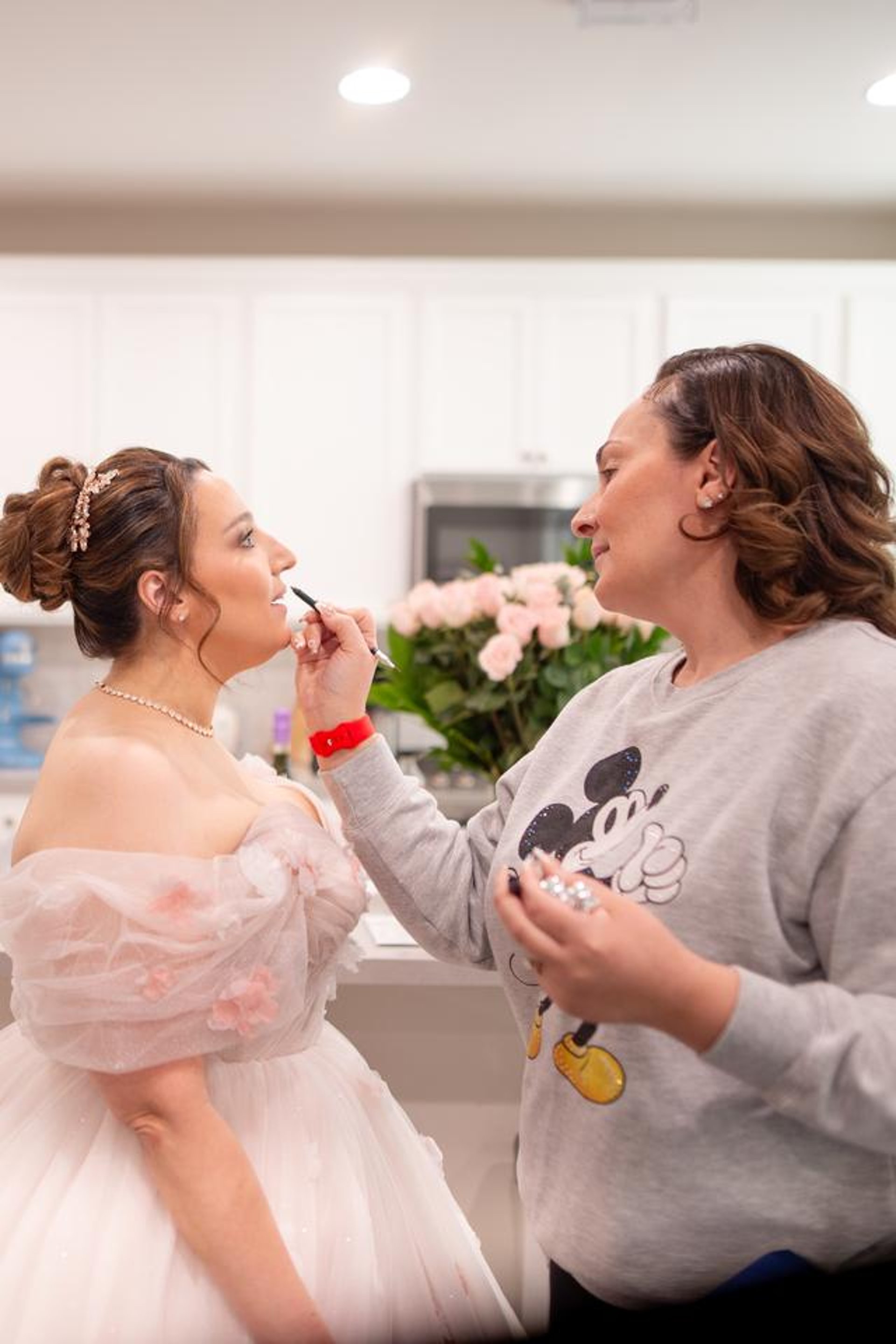 black and white bed linen