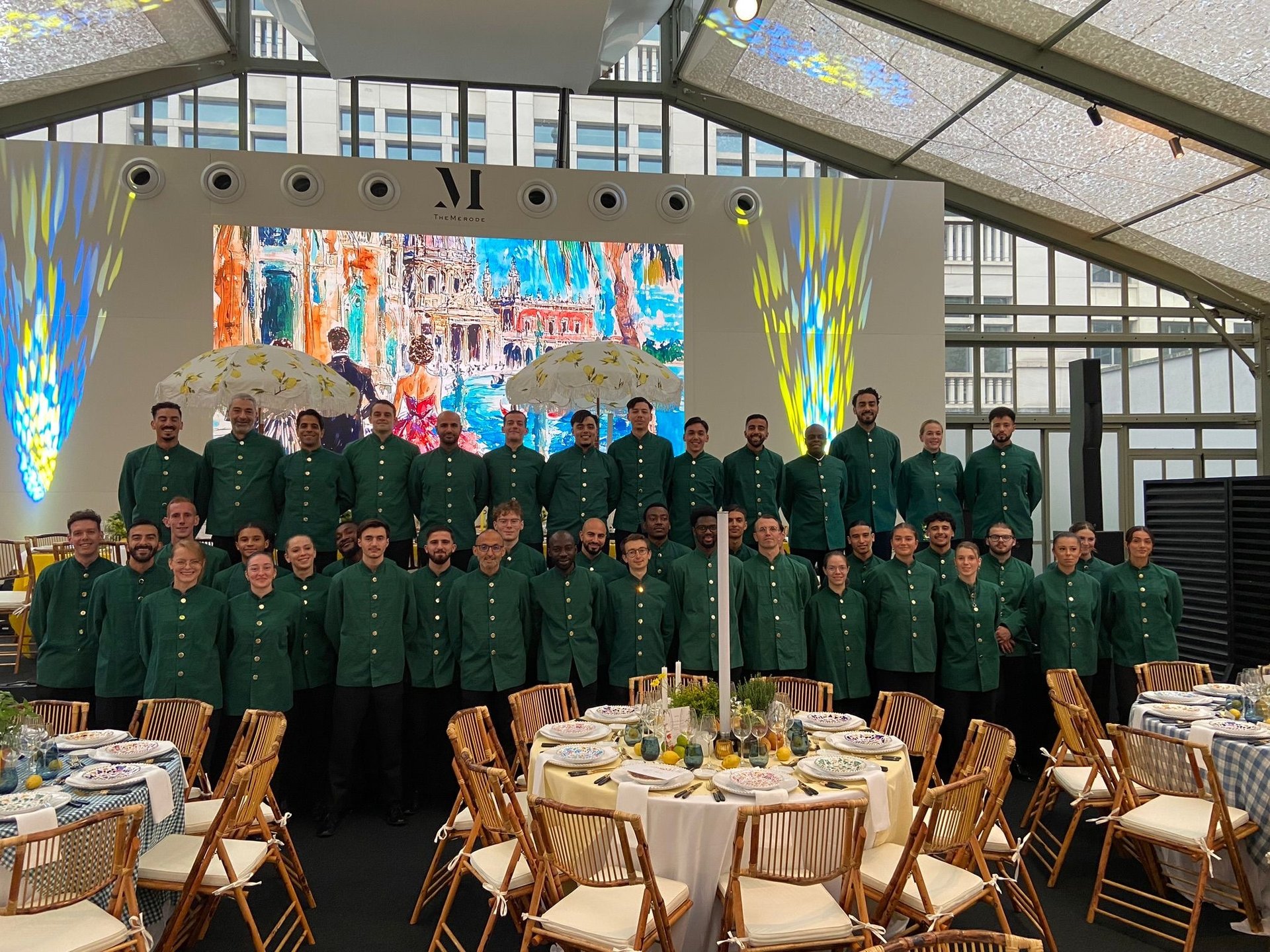 black and white bed linen