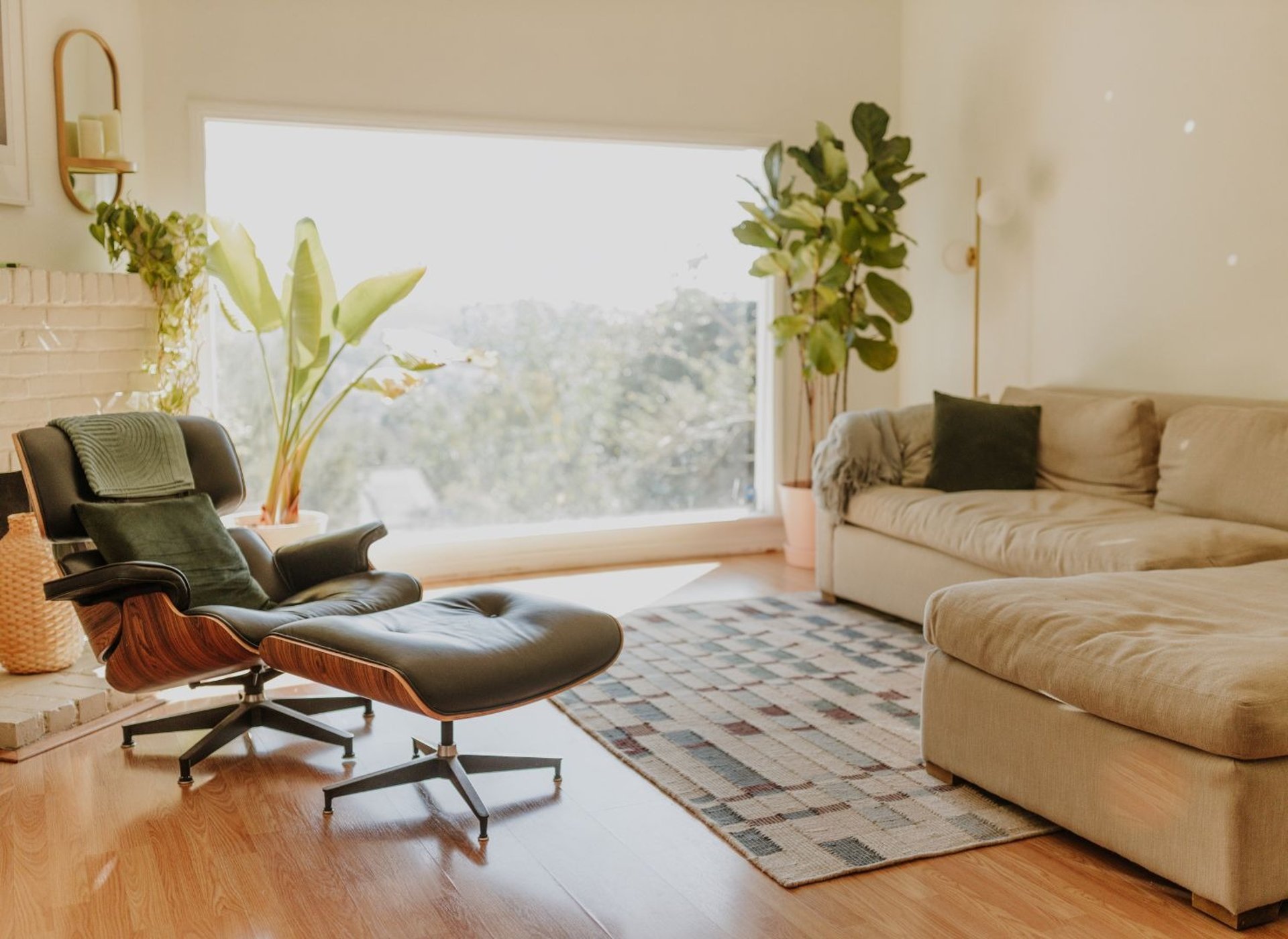 an abstract photo of a curved building with a blue sky in the background