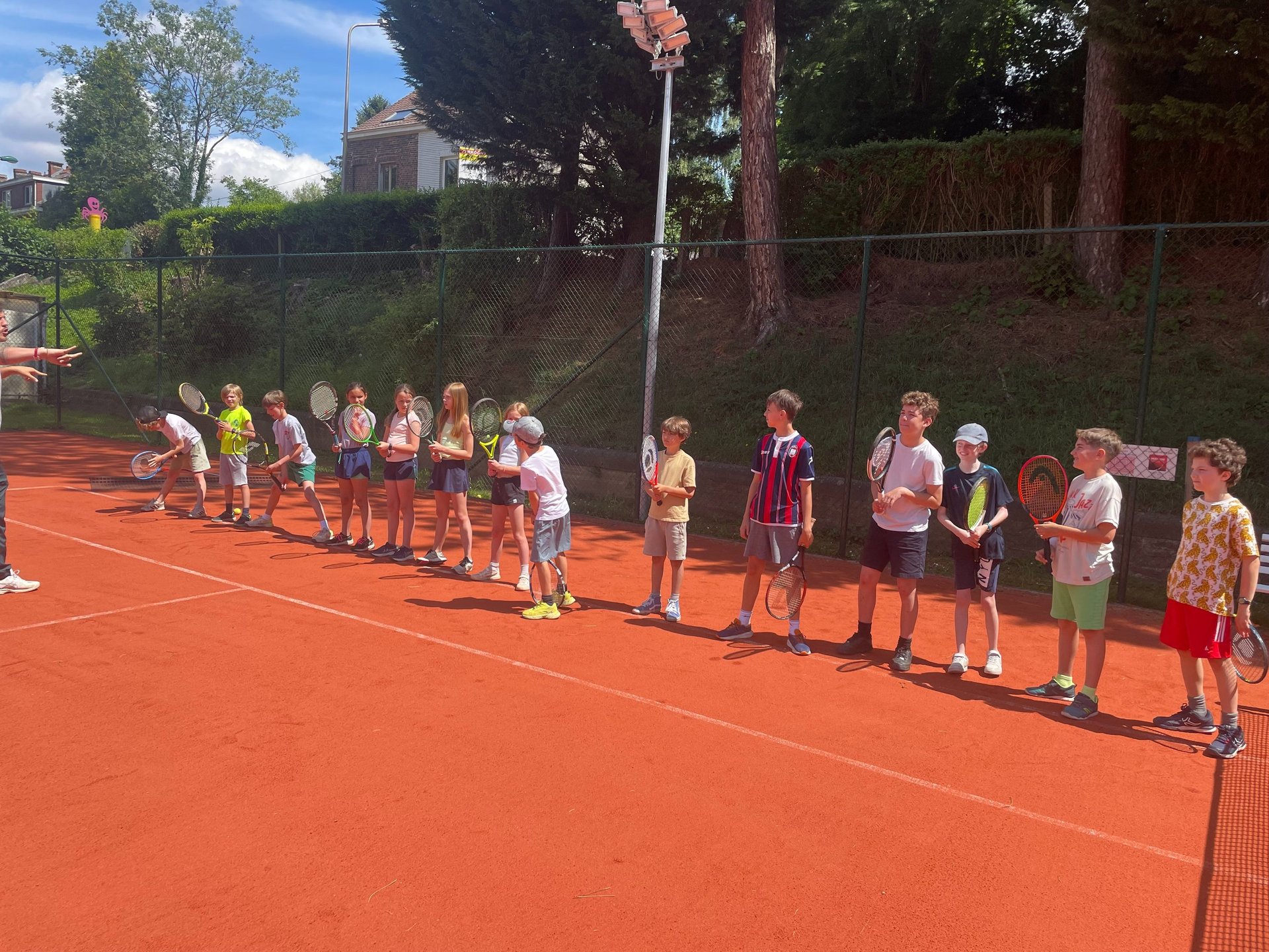 black and white bed linen