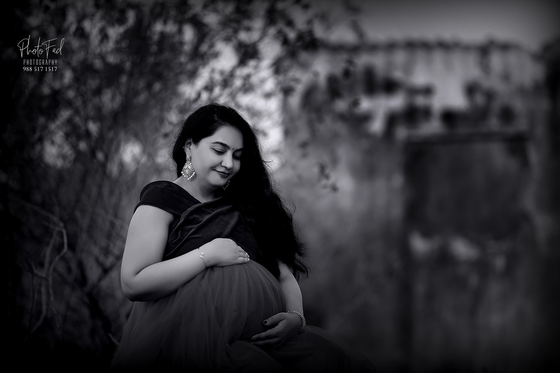 black and white bed linen