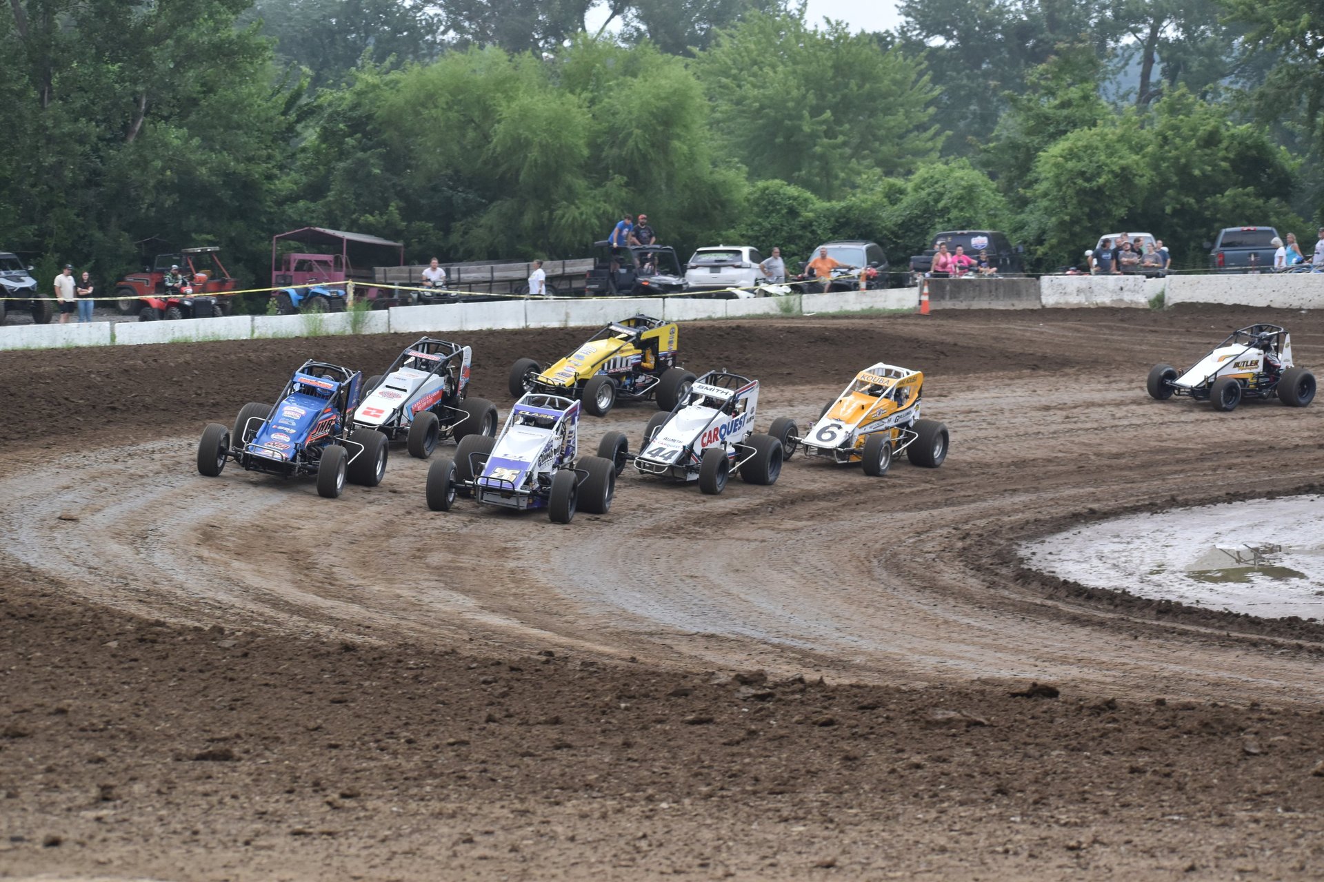 gray computer monitor