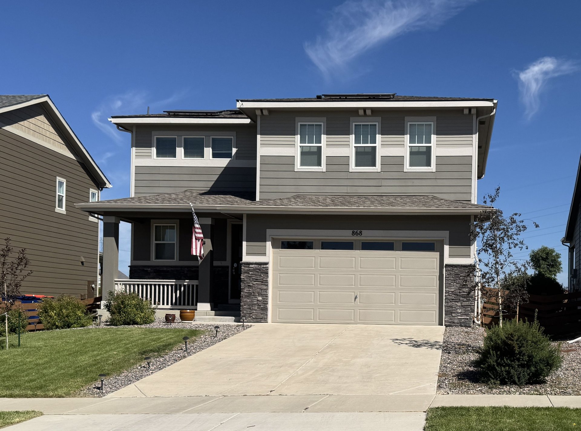 black and white bed linen