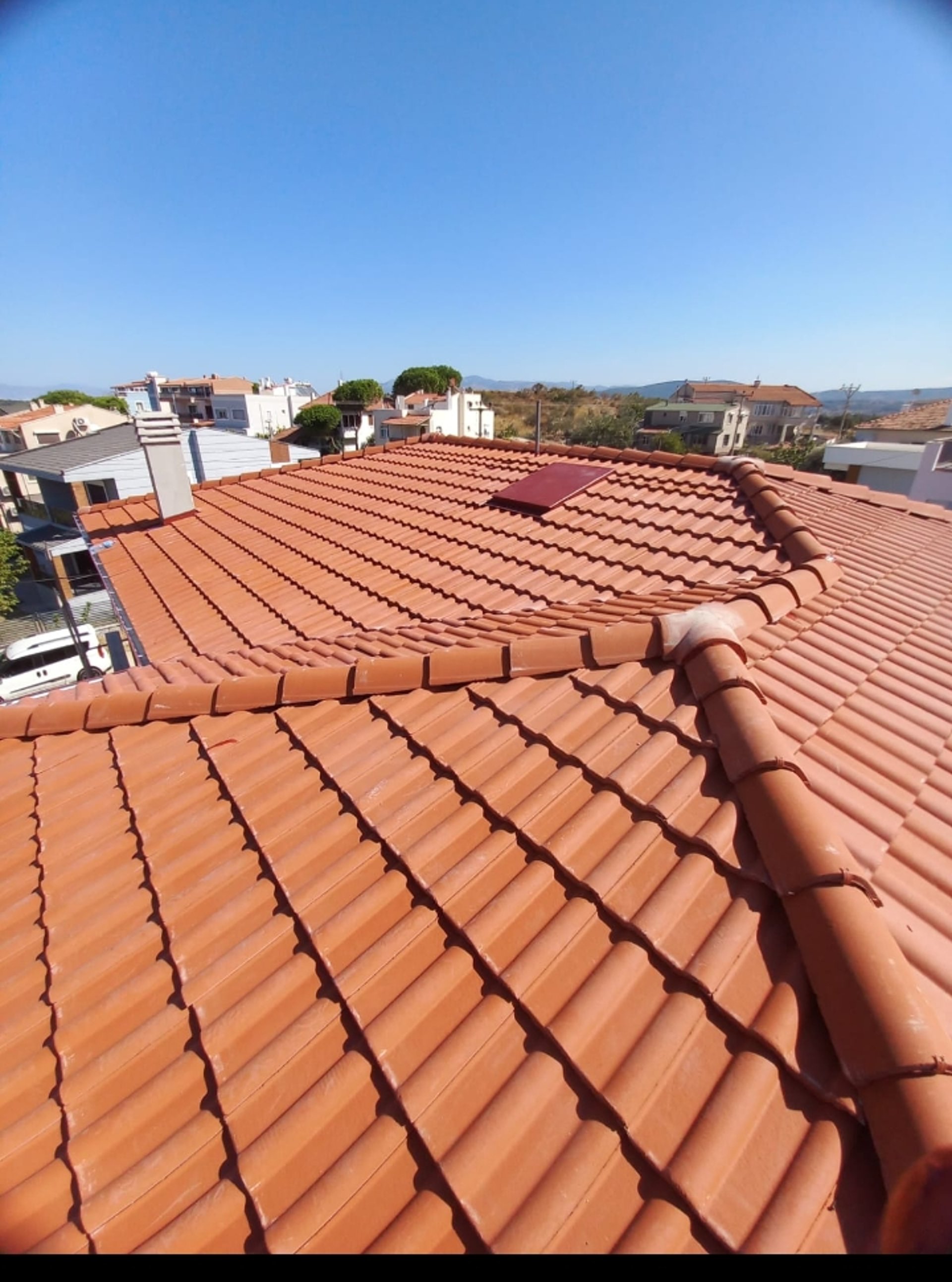 black and brown leather padded tub sofa
