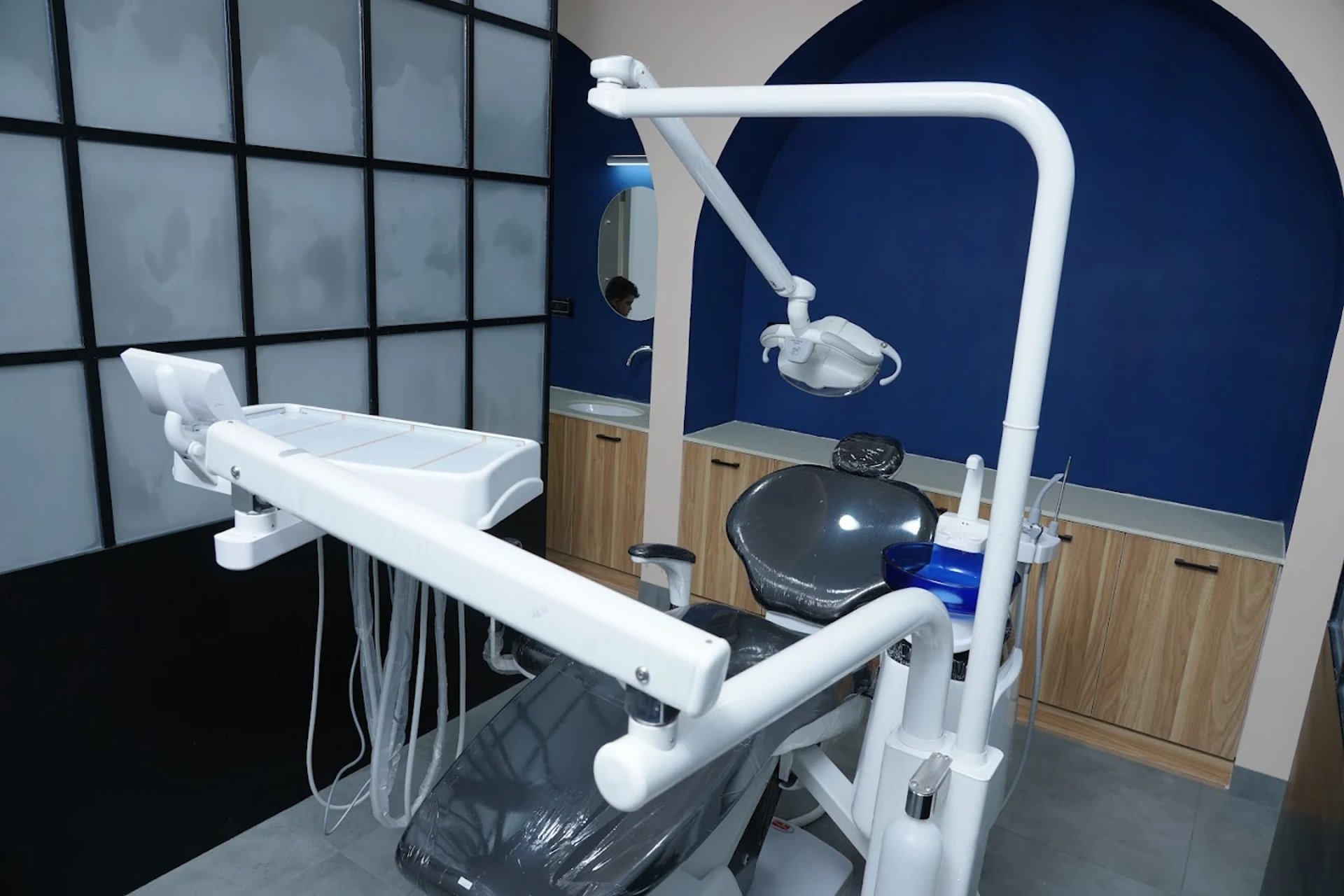 black and white bed linen