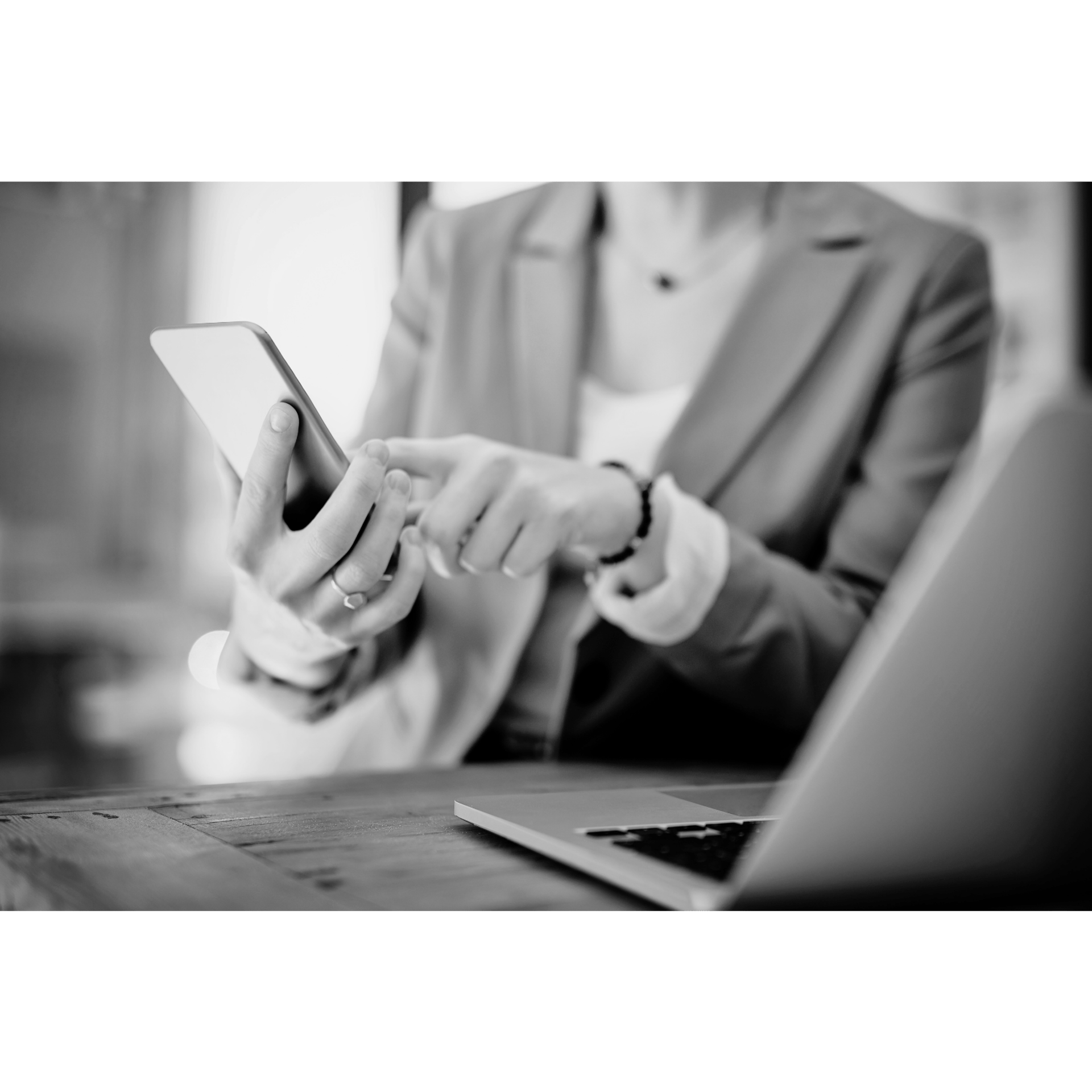 gray computer monitor