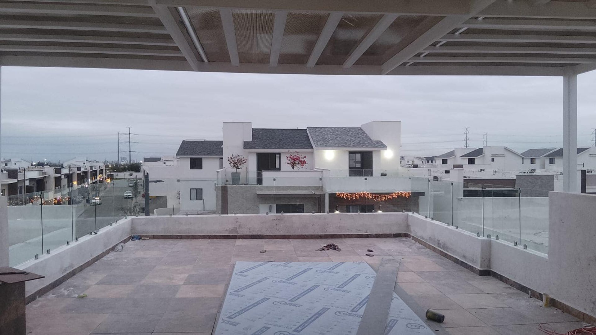 black and brown leather padded tub sofa