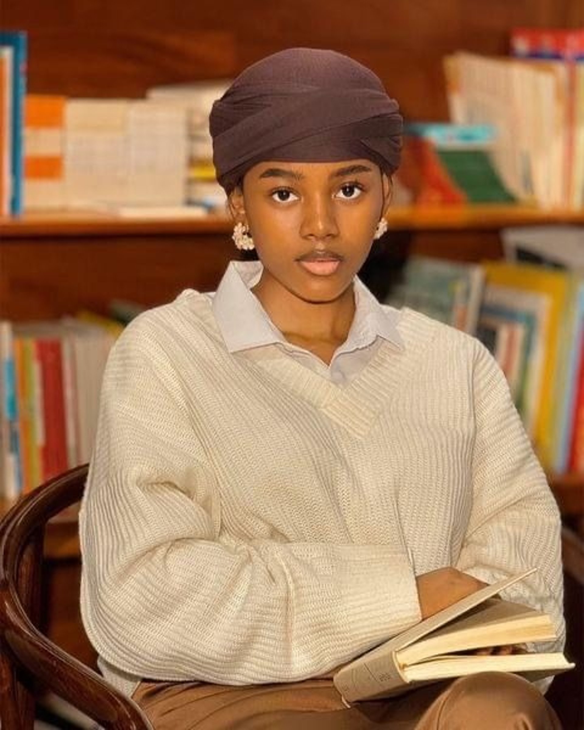 brown wooden house on lake