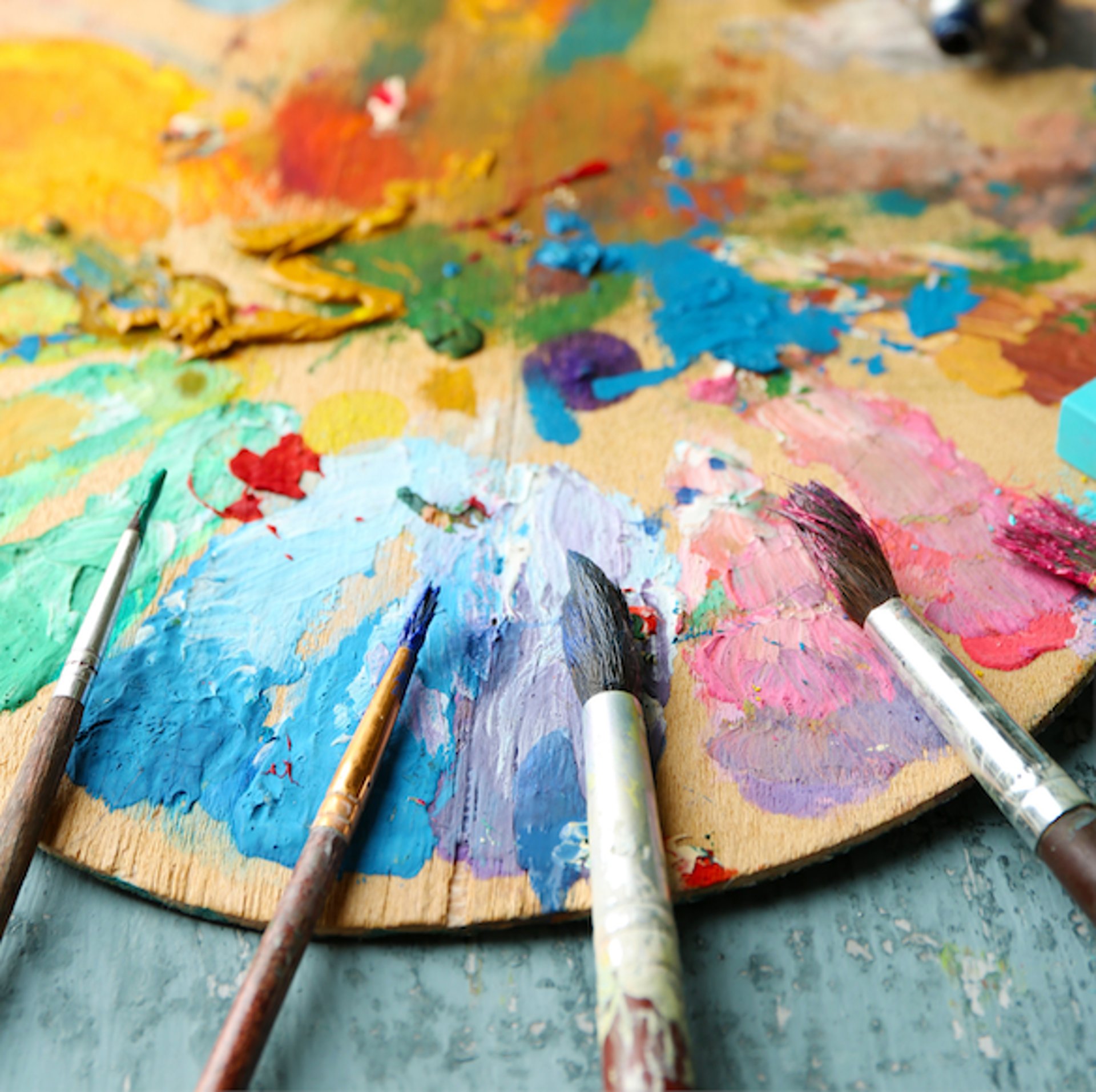 a purse with a flower design