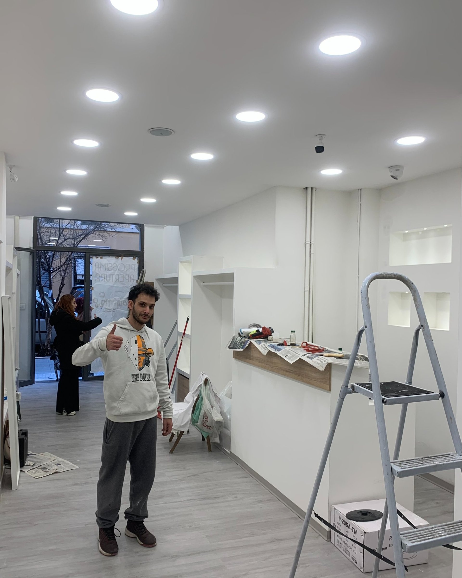 black and brown leather padded tub sofa