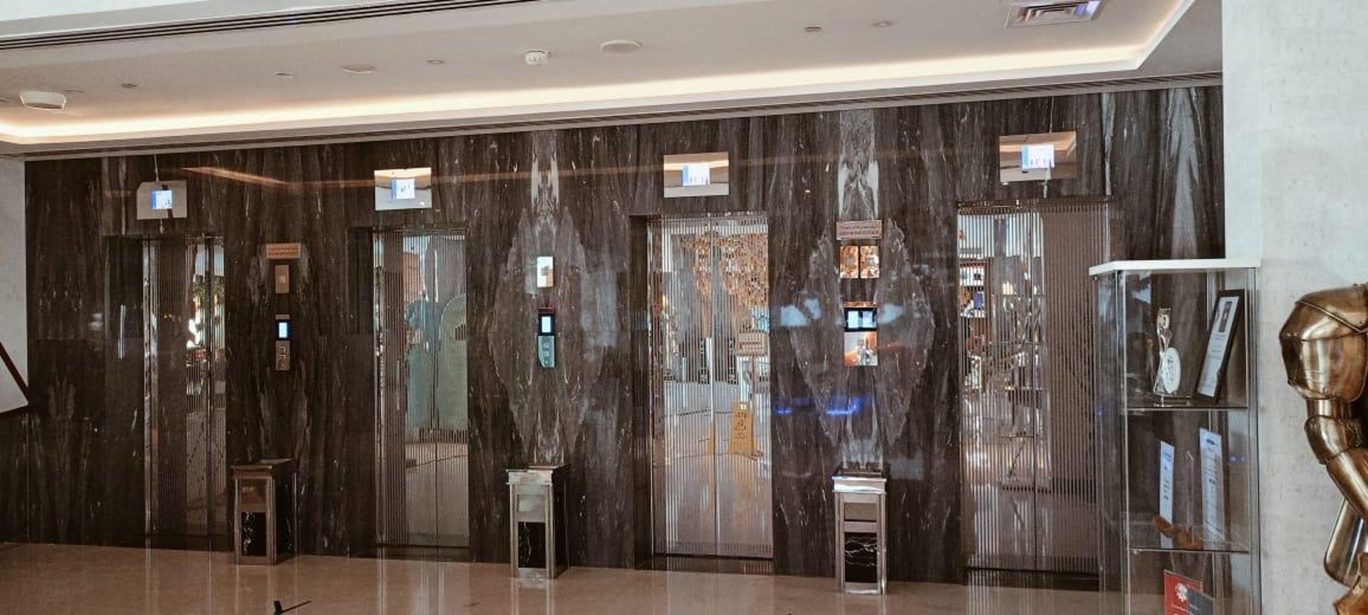 black and brown leather padded tub sofa