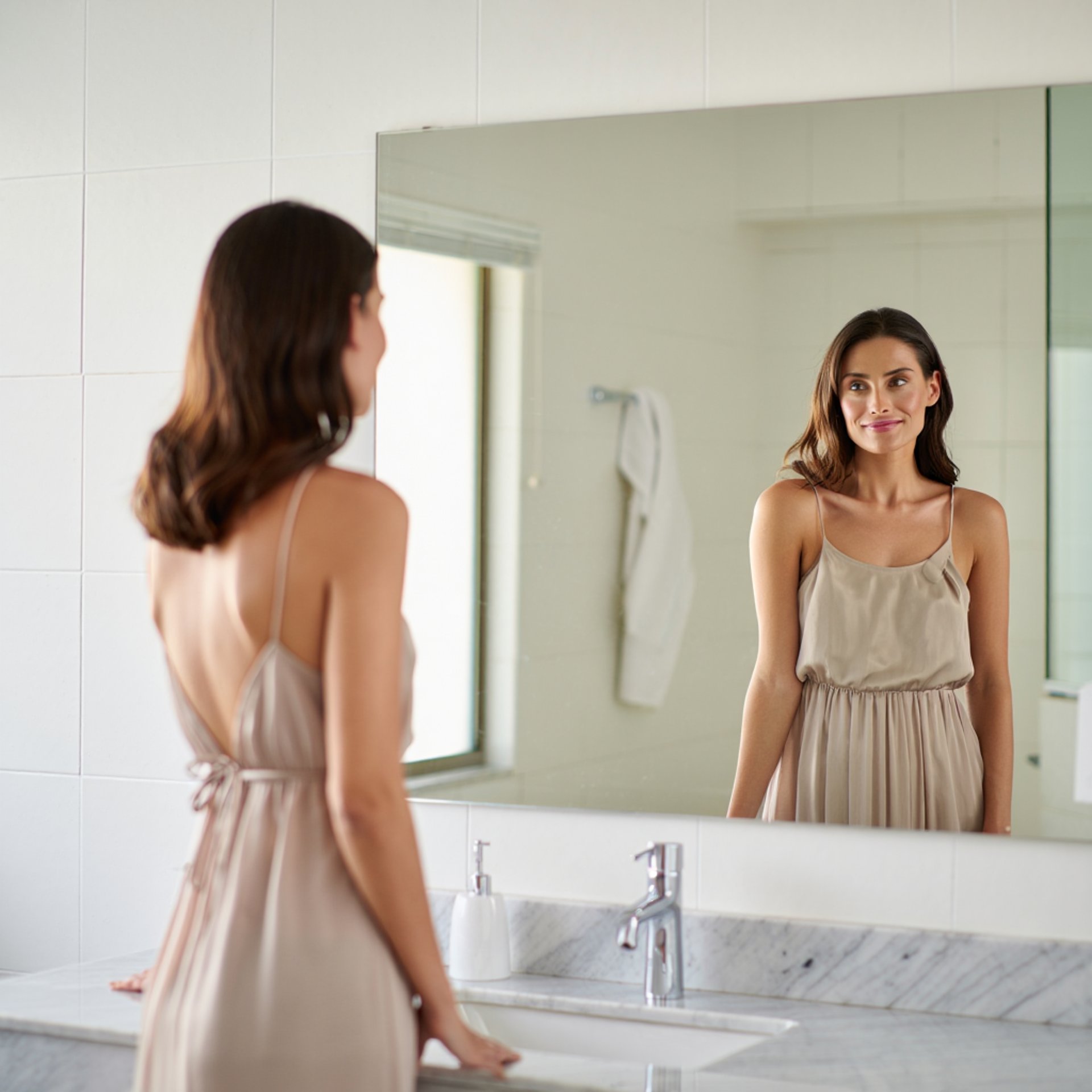 black and white bed linen