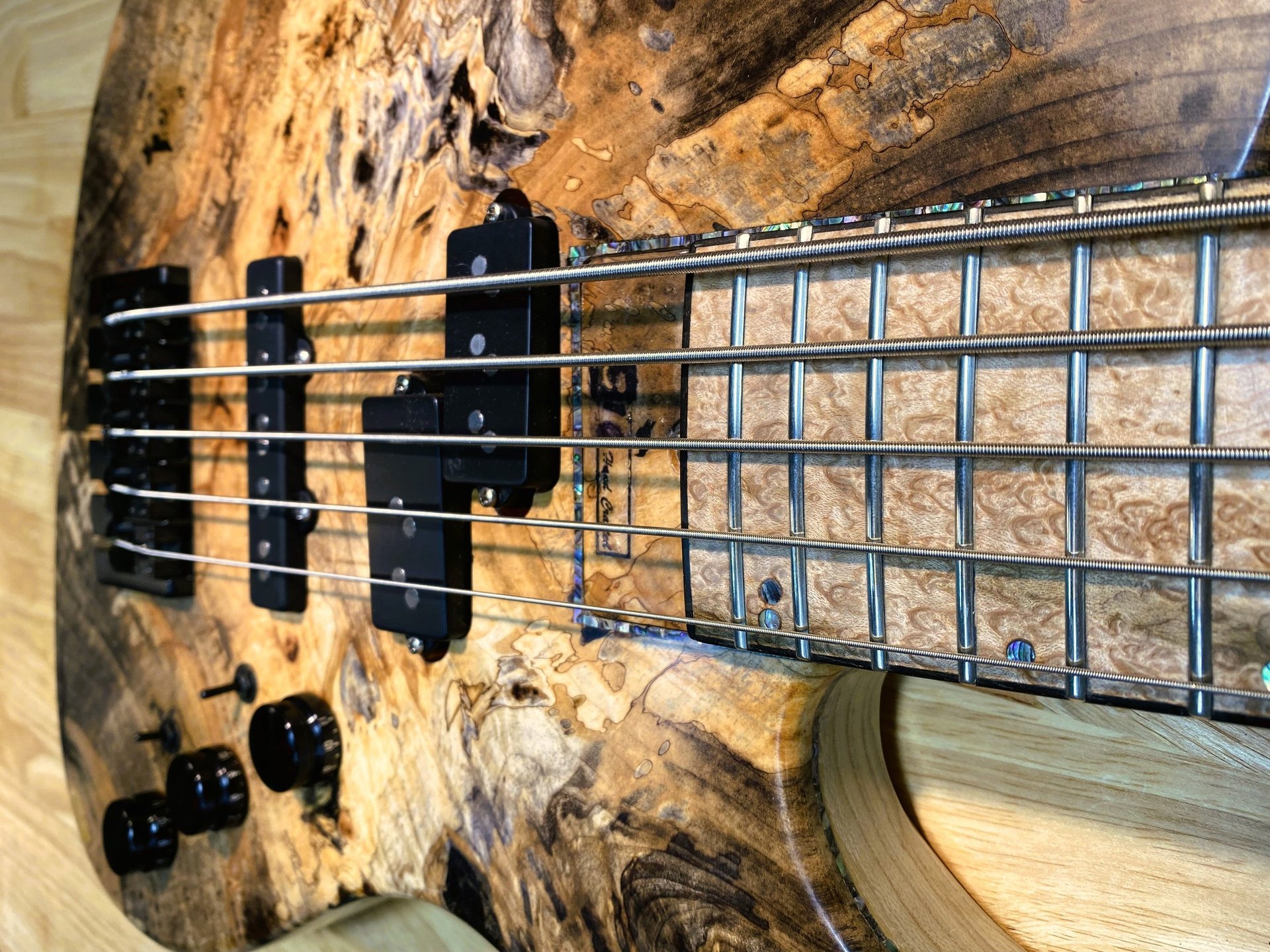 black and white bed linen