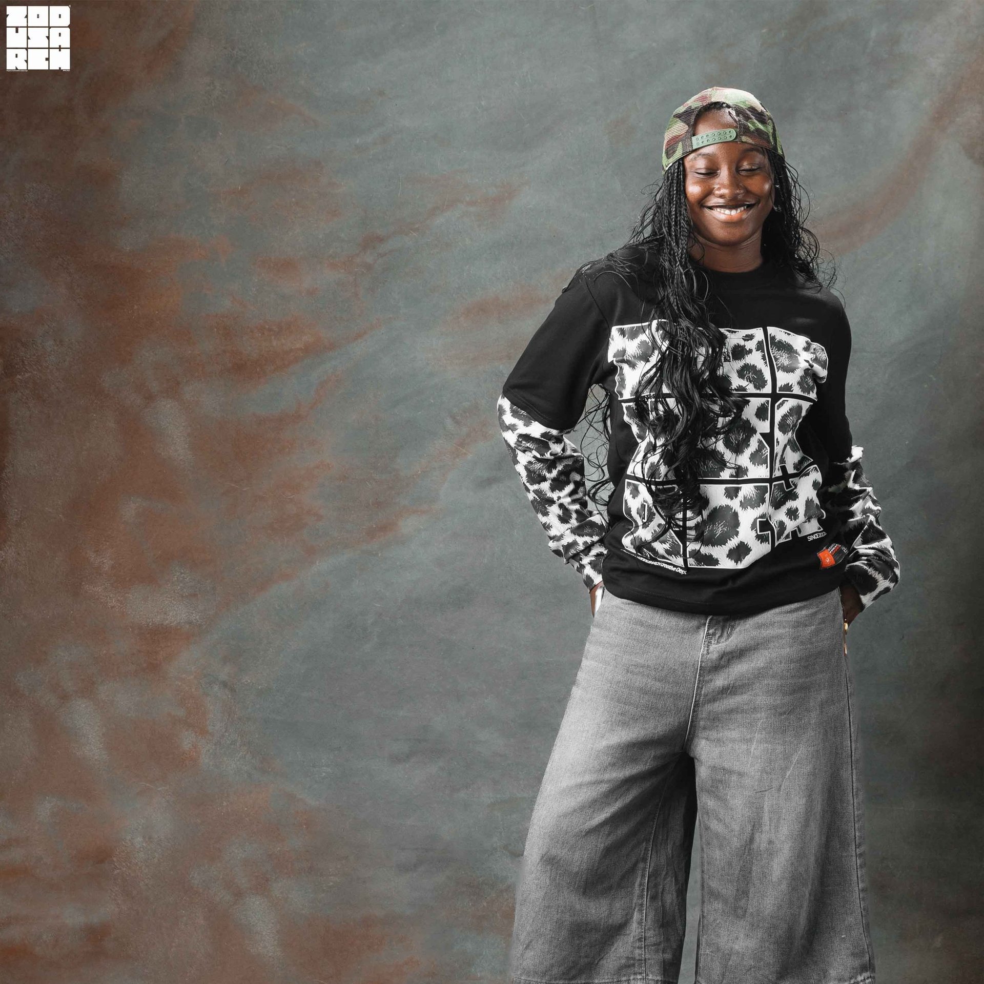 black and white bed linen