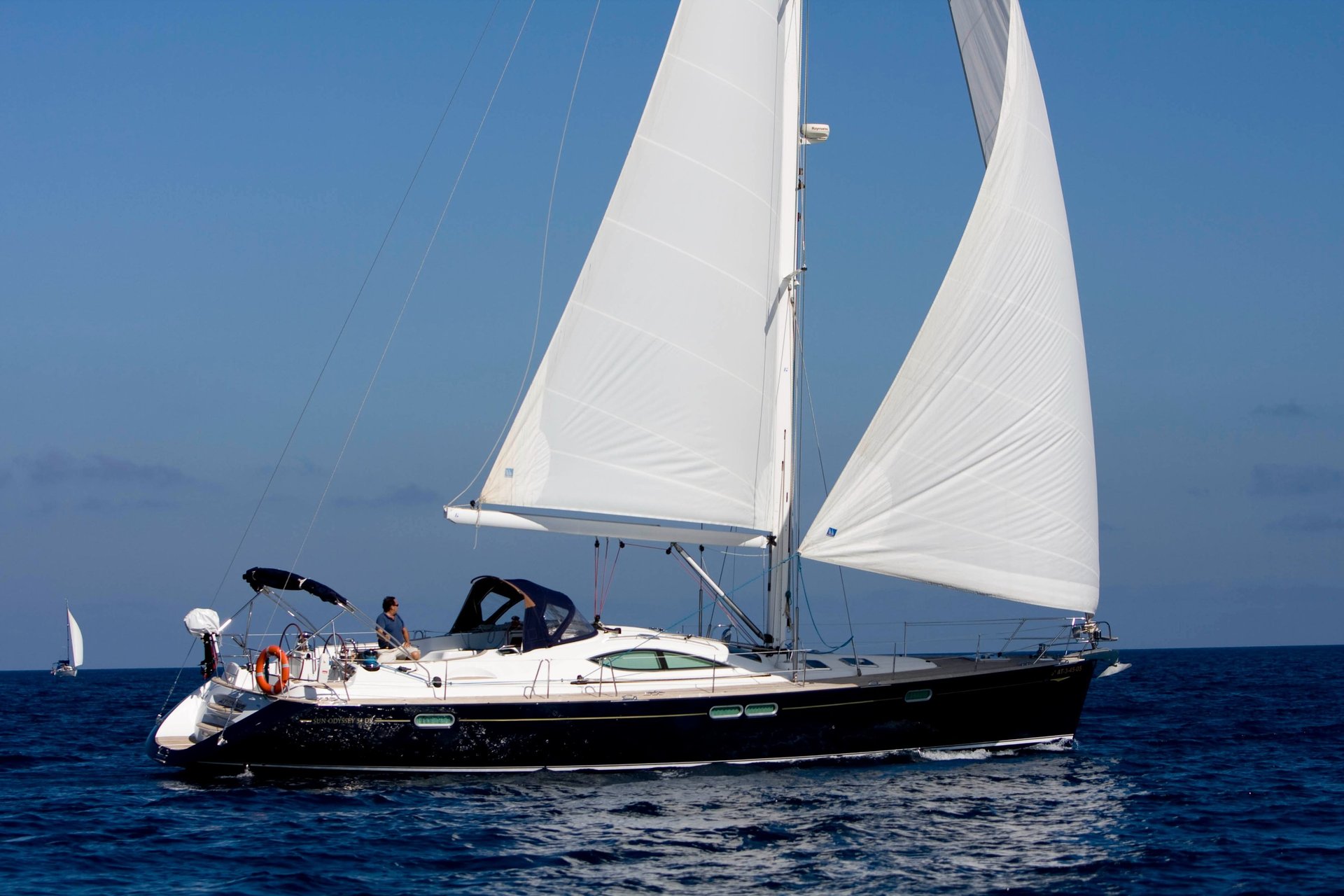 black and white bed linen