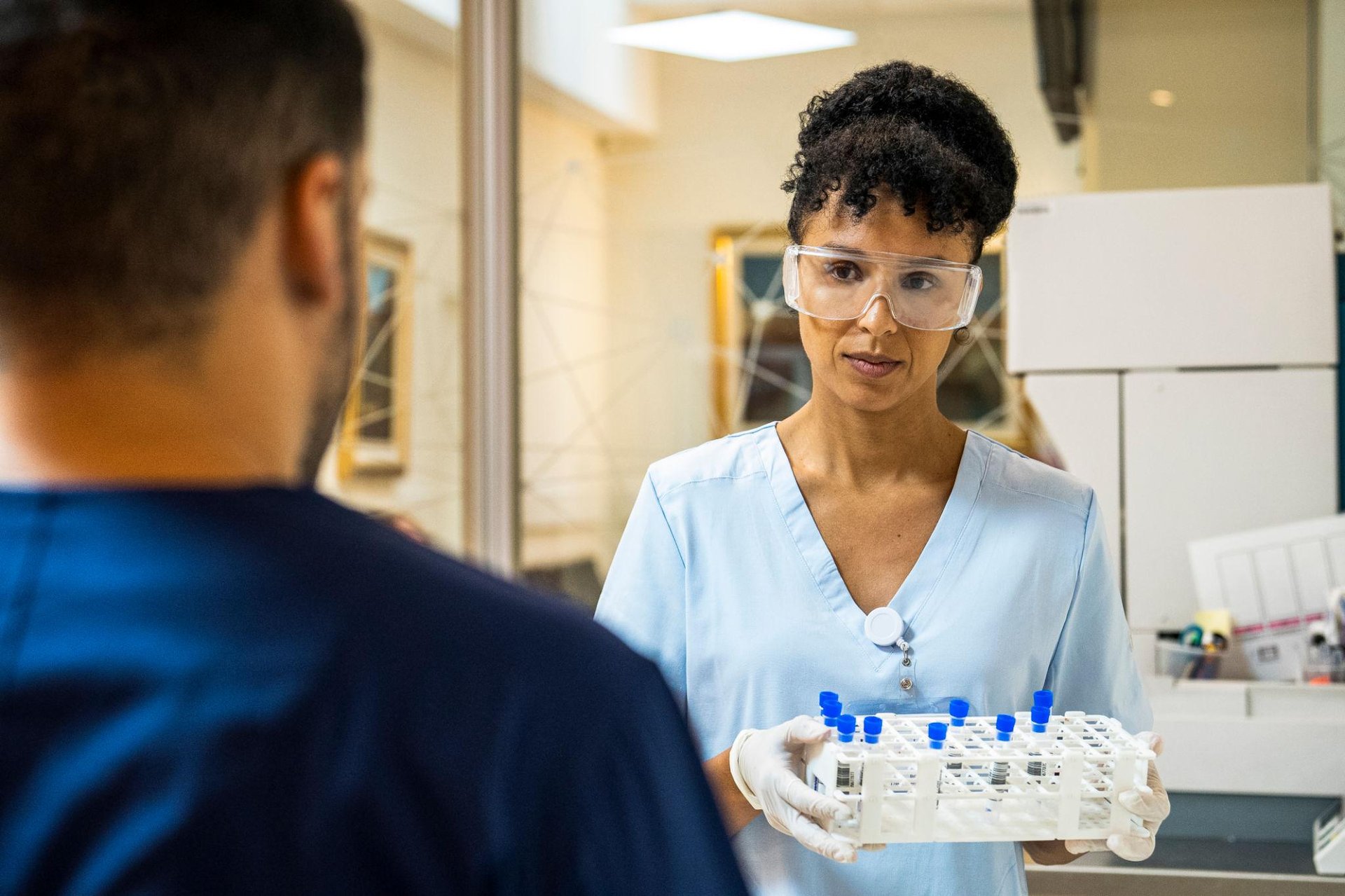 gray computer monitor