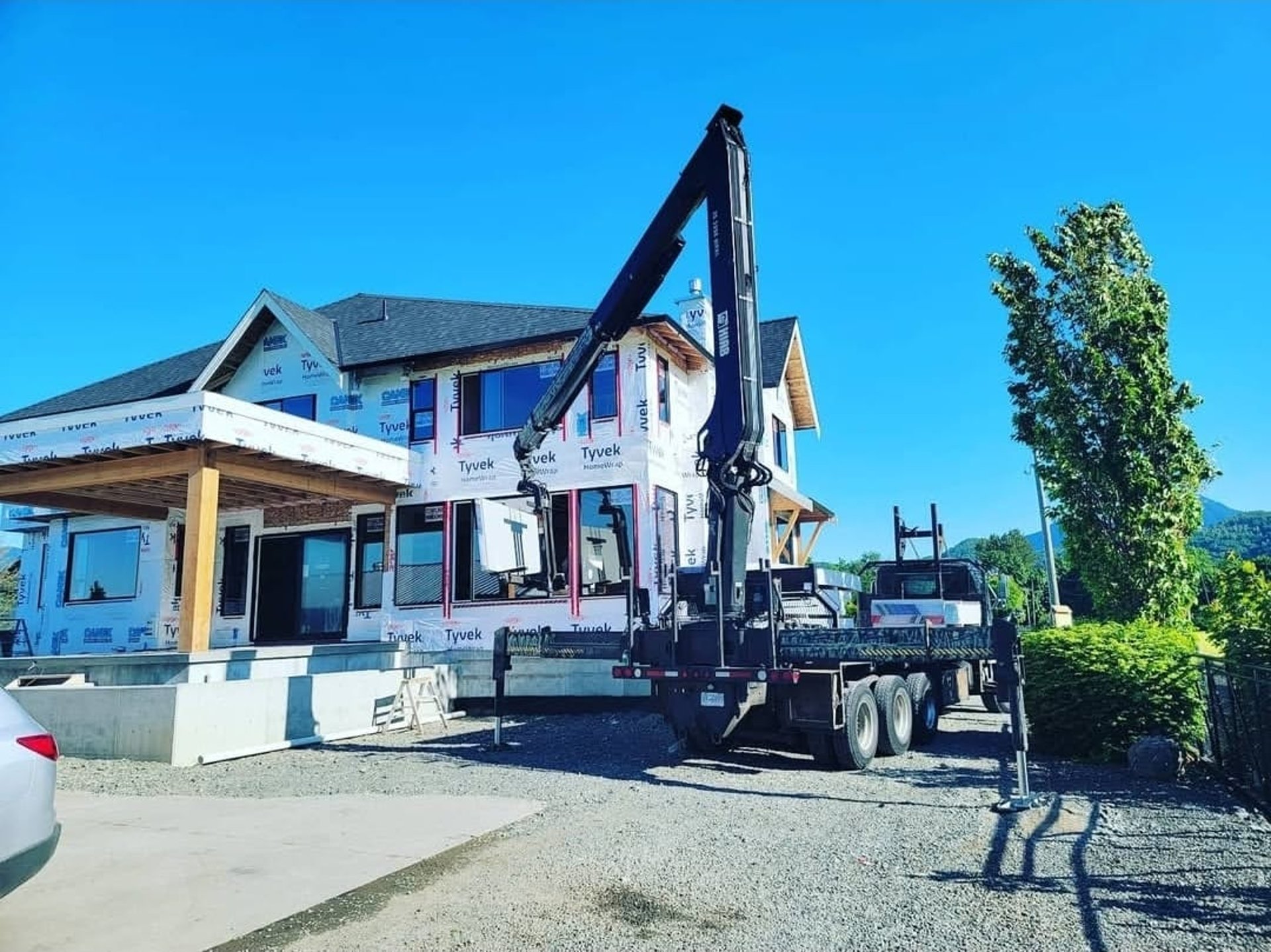 black and white bed linen