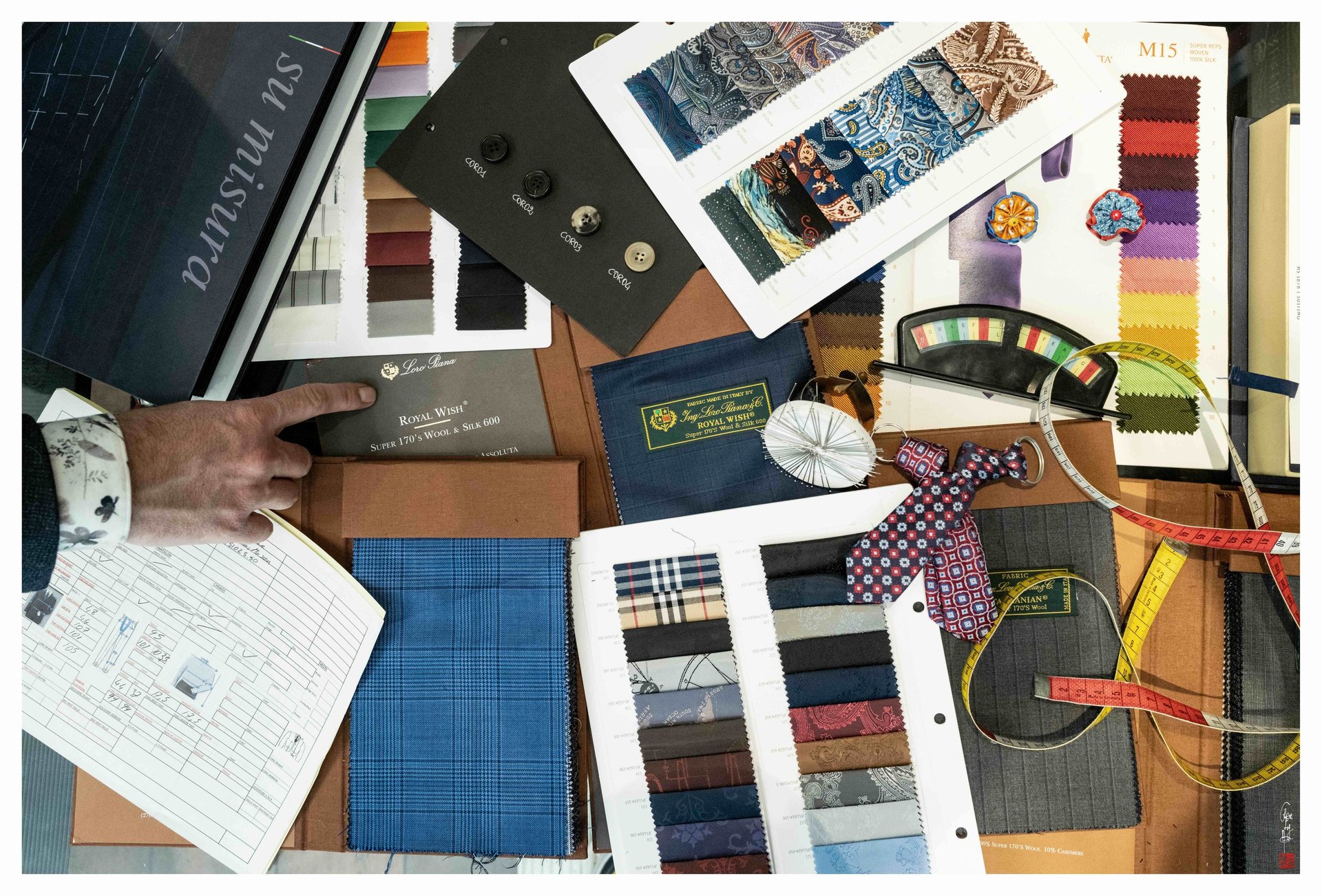 an abstract photo of a curved building with a blue sky in the background