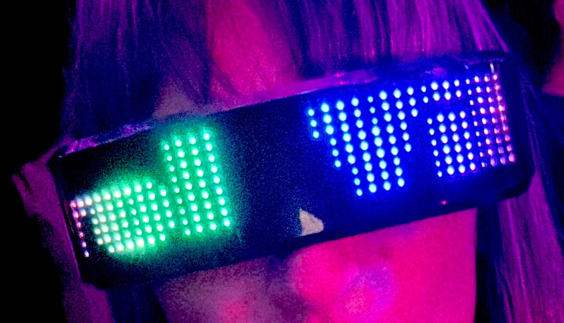 gray computer monitor