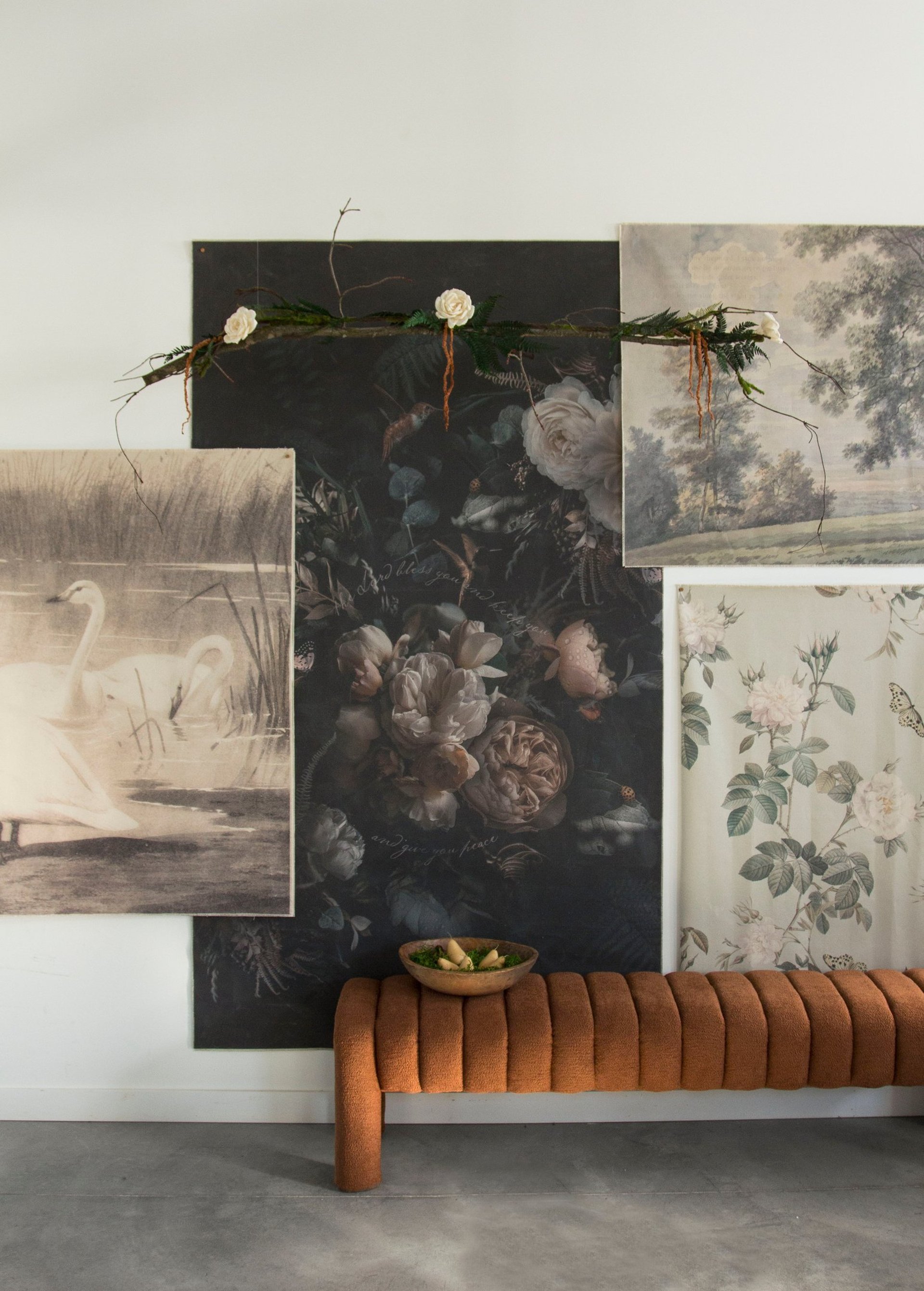 black and white bed linen