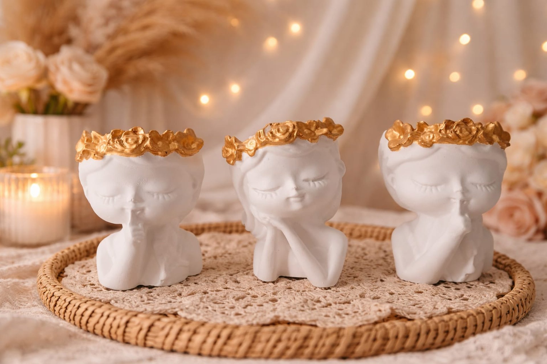 black and white bed linen