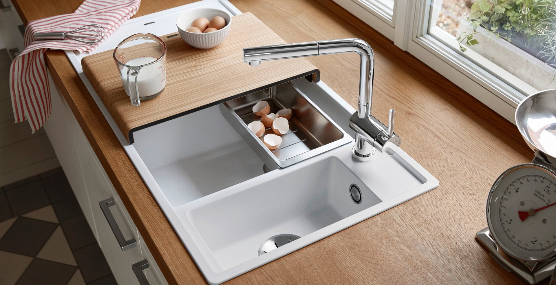 an abstract photo of a curved building with a blue sky in the background