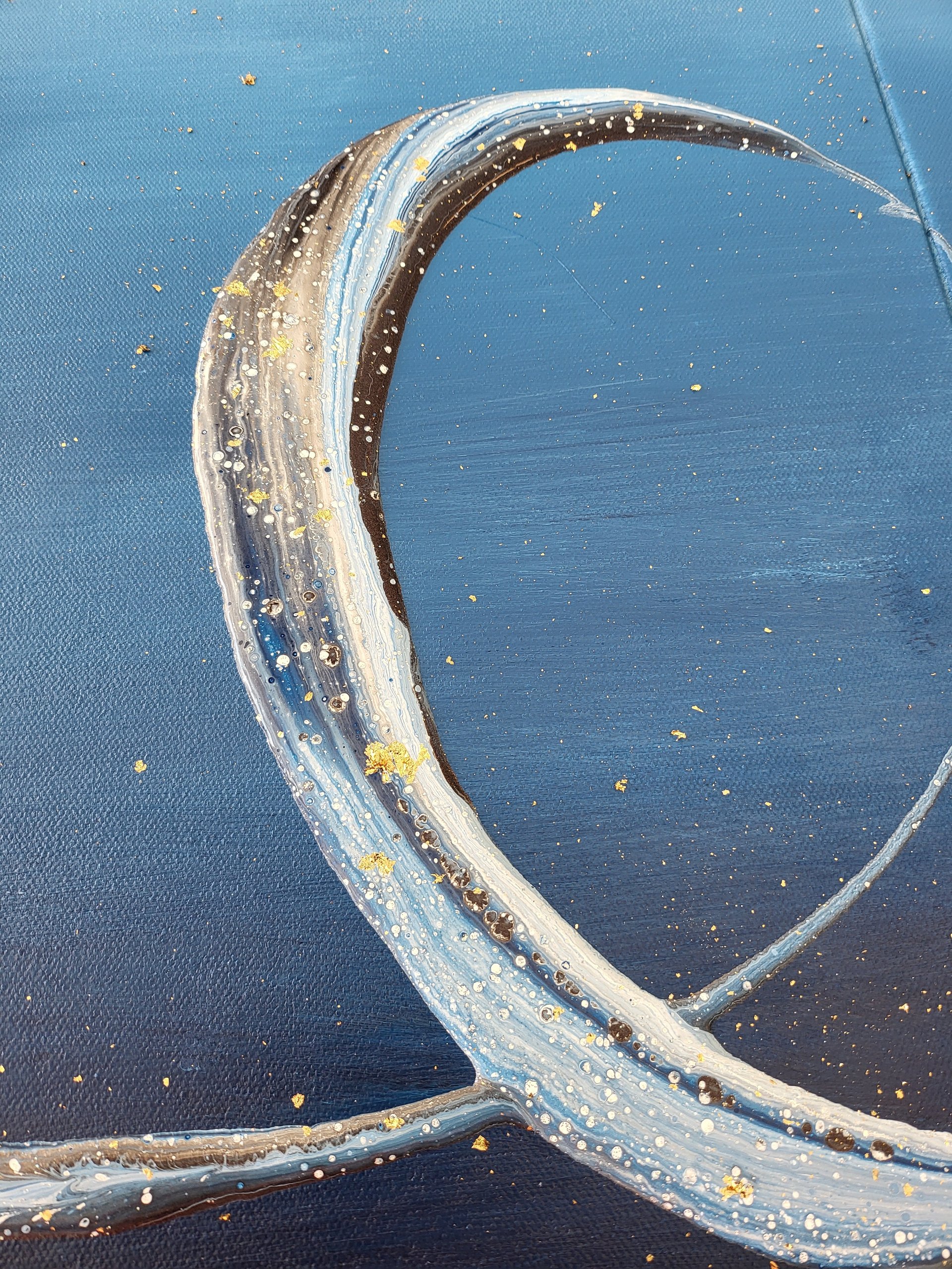 black and white bed linen