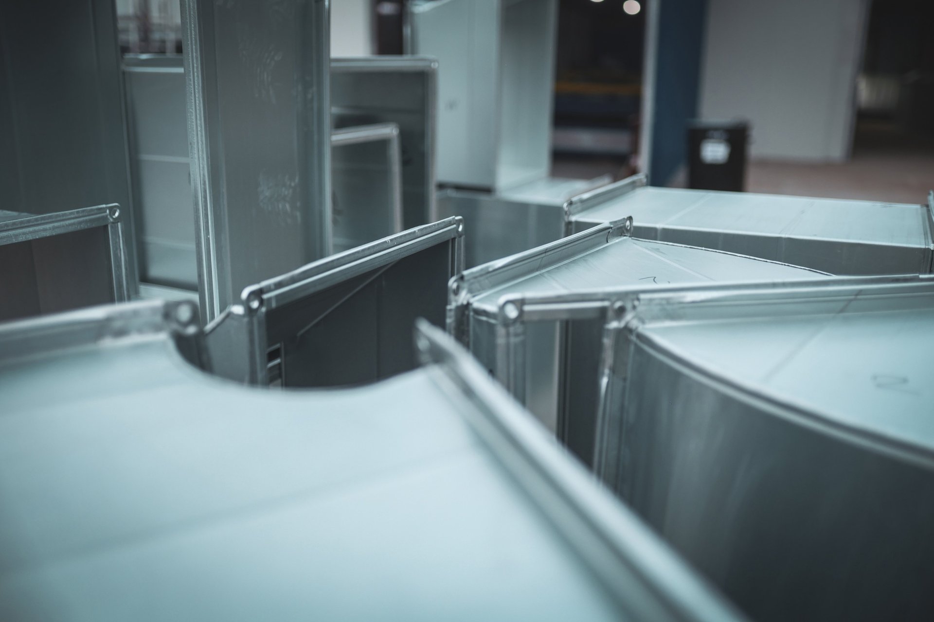 black and white bed linen