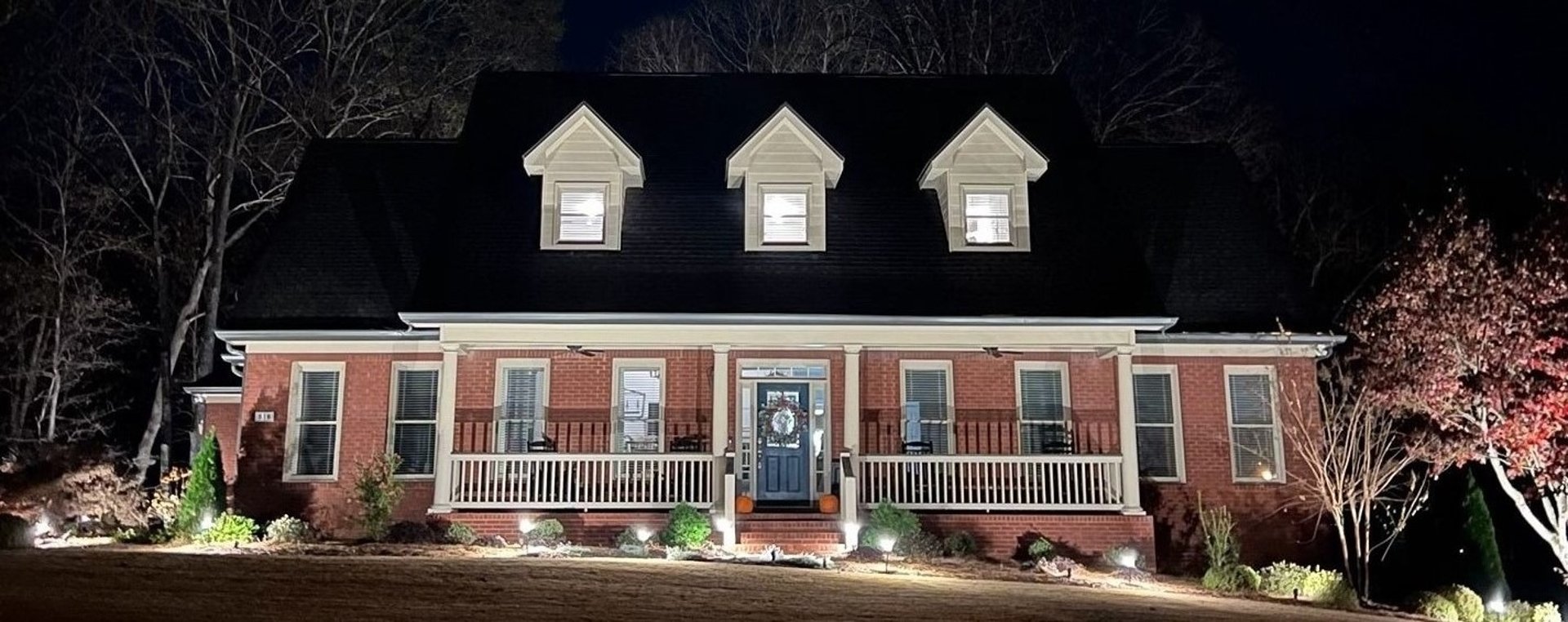 black and white bed linen