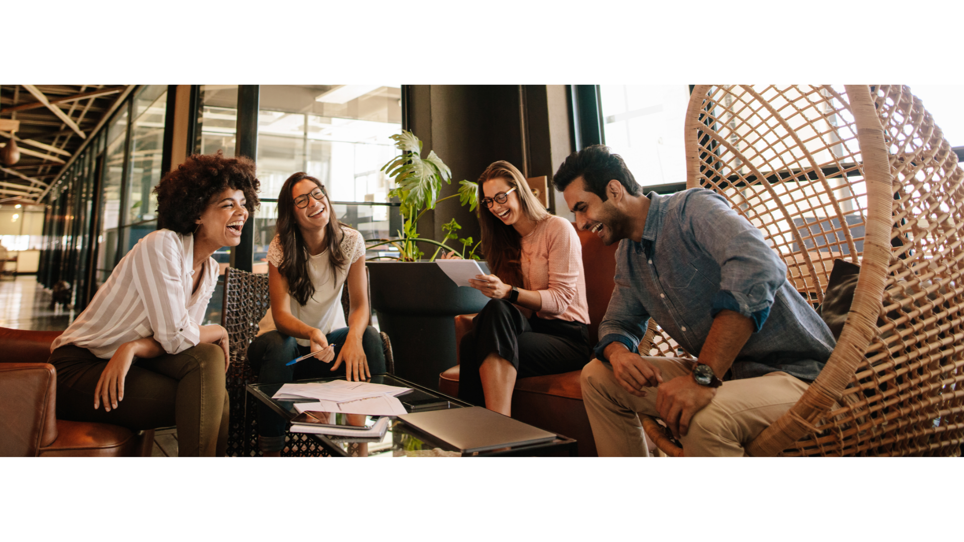 black and white bed linen