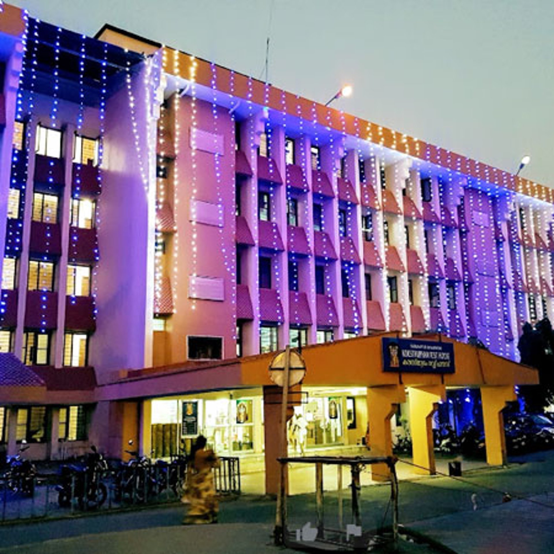black and brown leather padded tub sofa