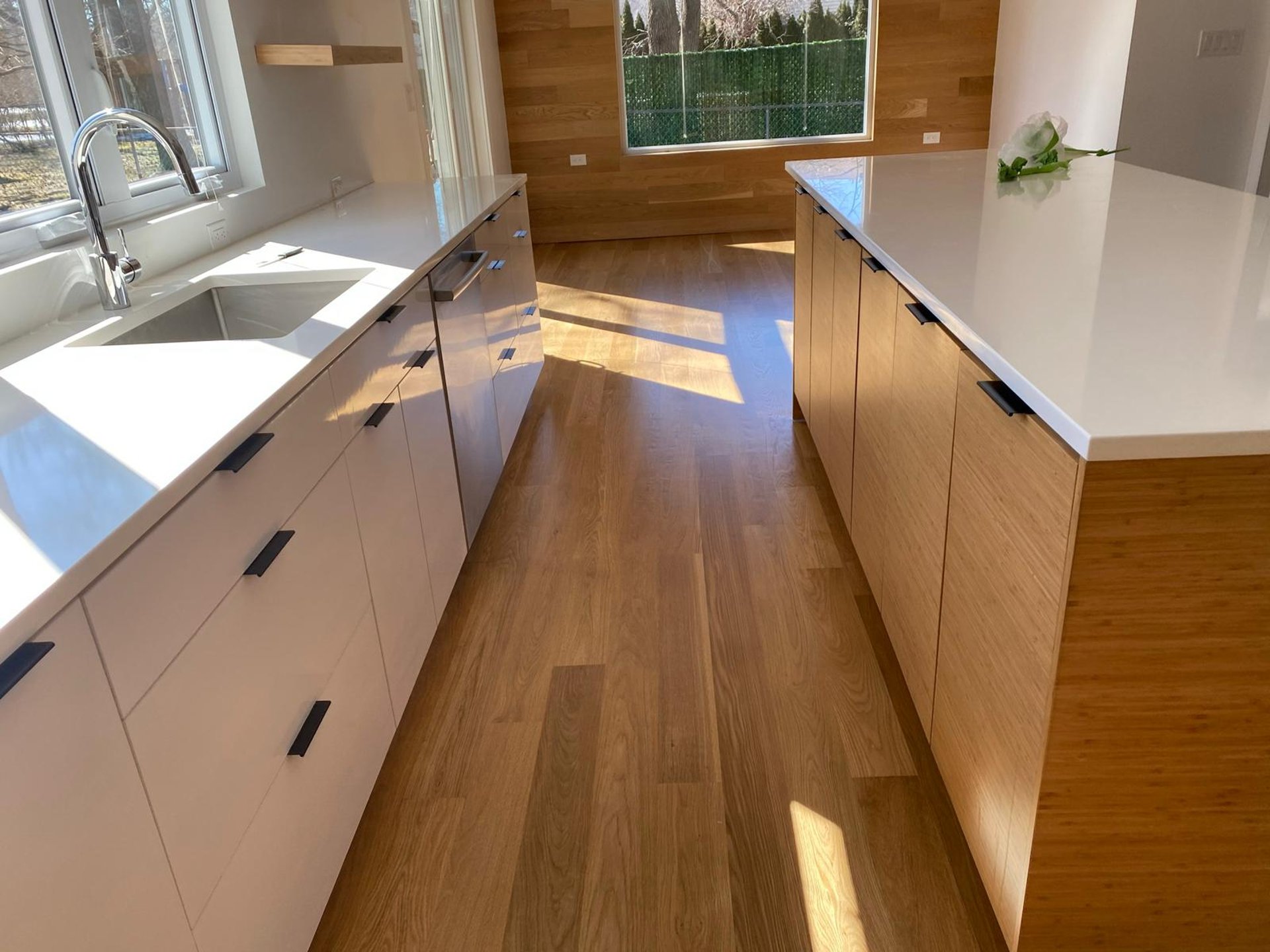 black and white bed linen