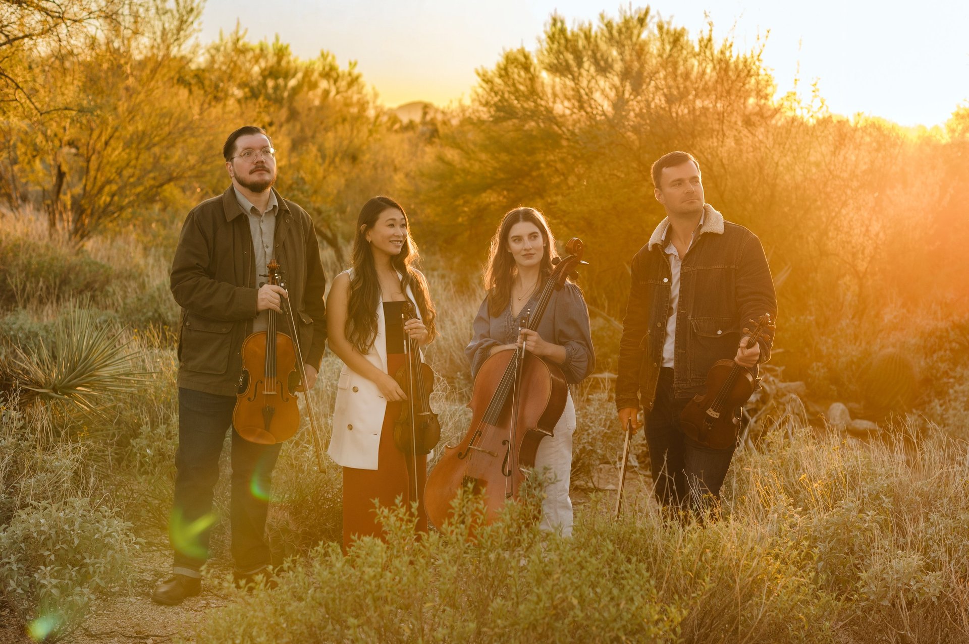 gray computer monitor