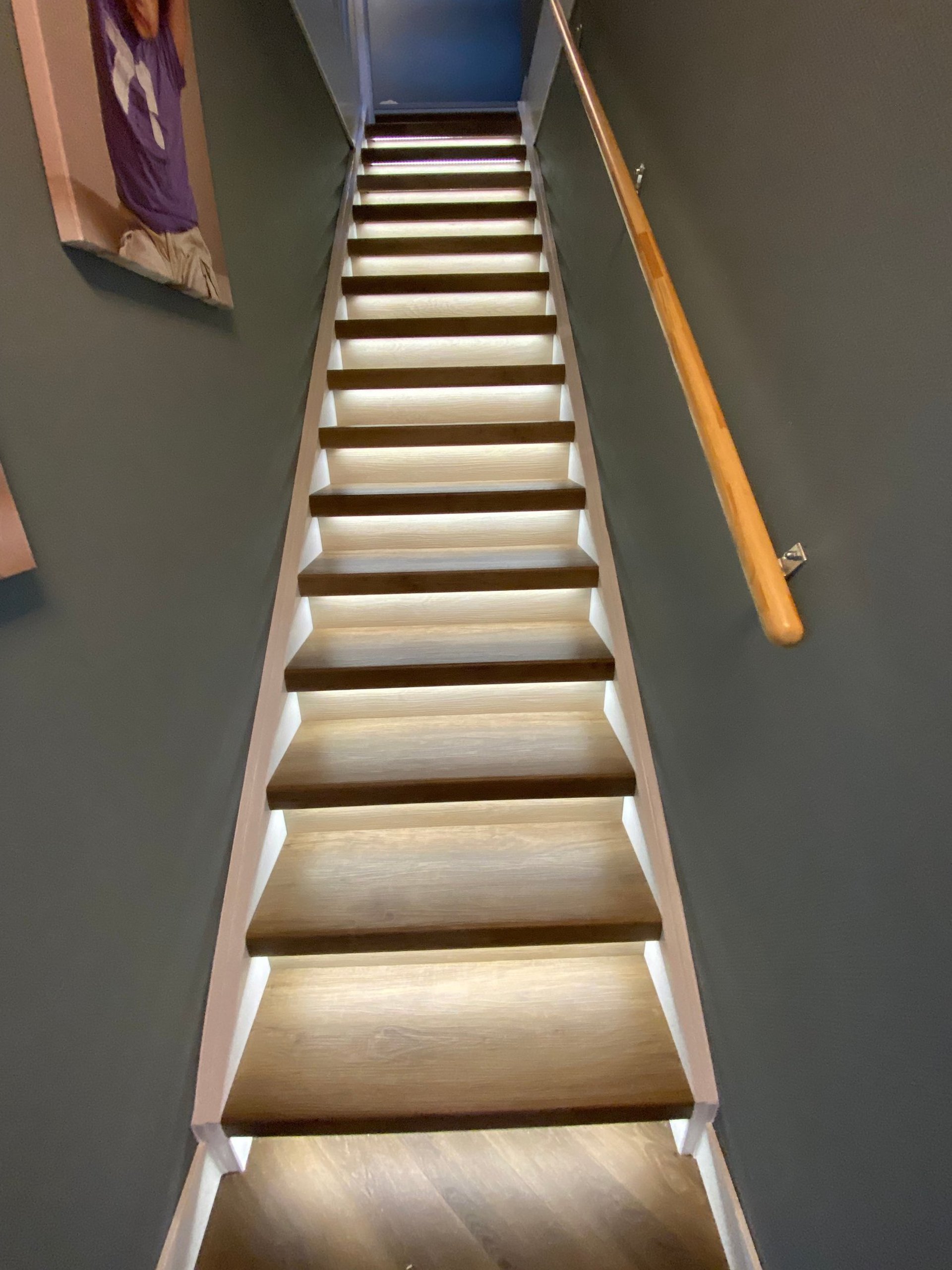 black and brown leather padded tub sofa