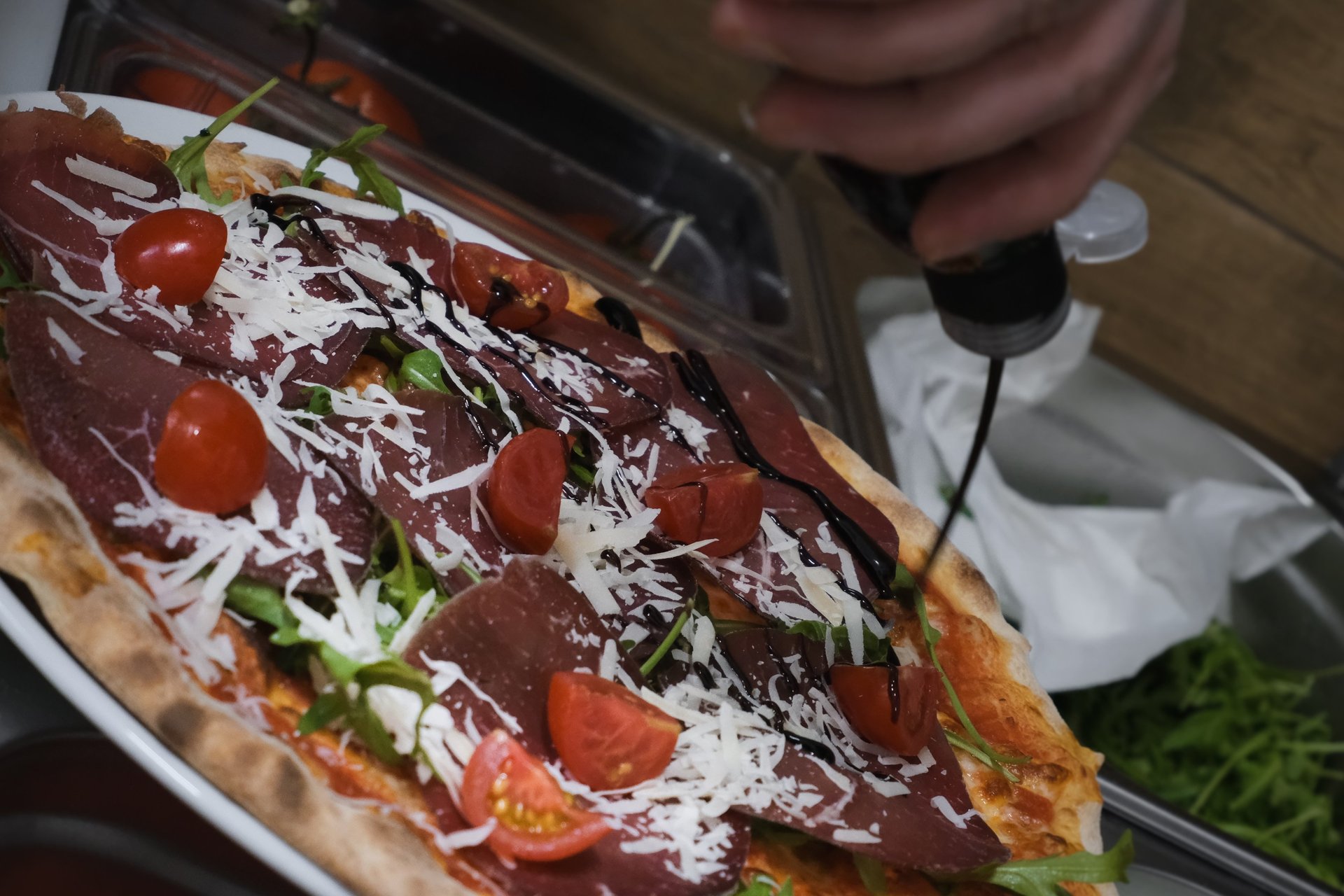 black and white bed linen