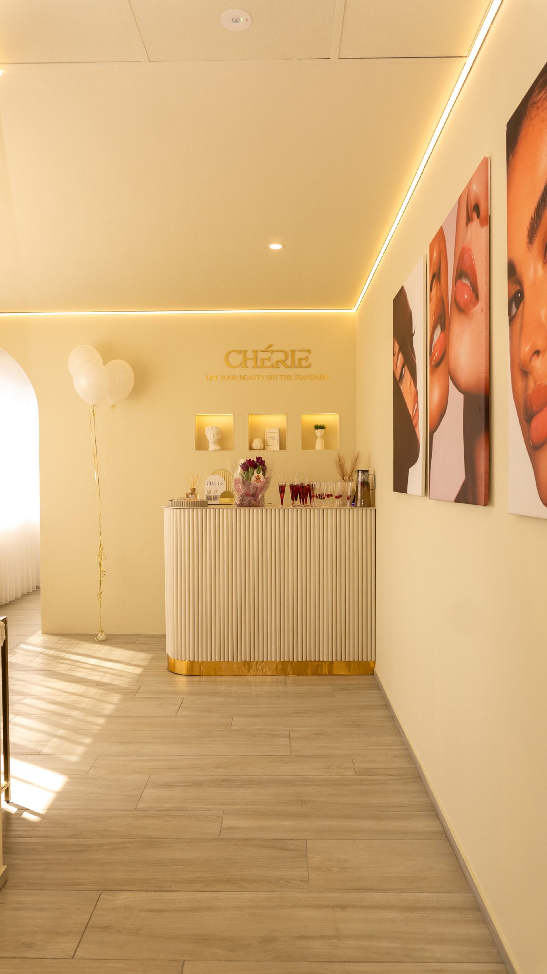 black and white bed linen