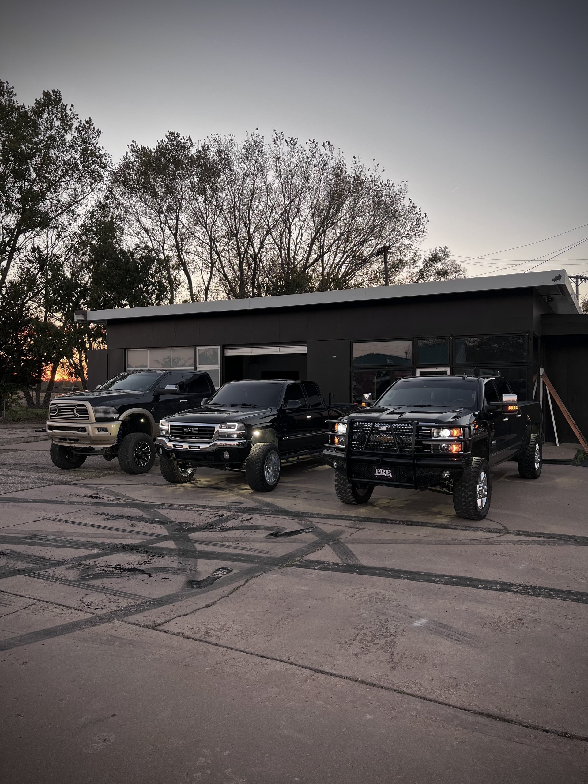 black and brown leather padded tub sofa