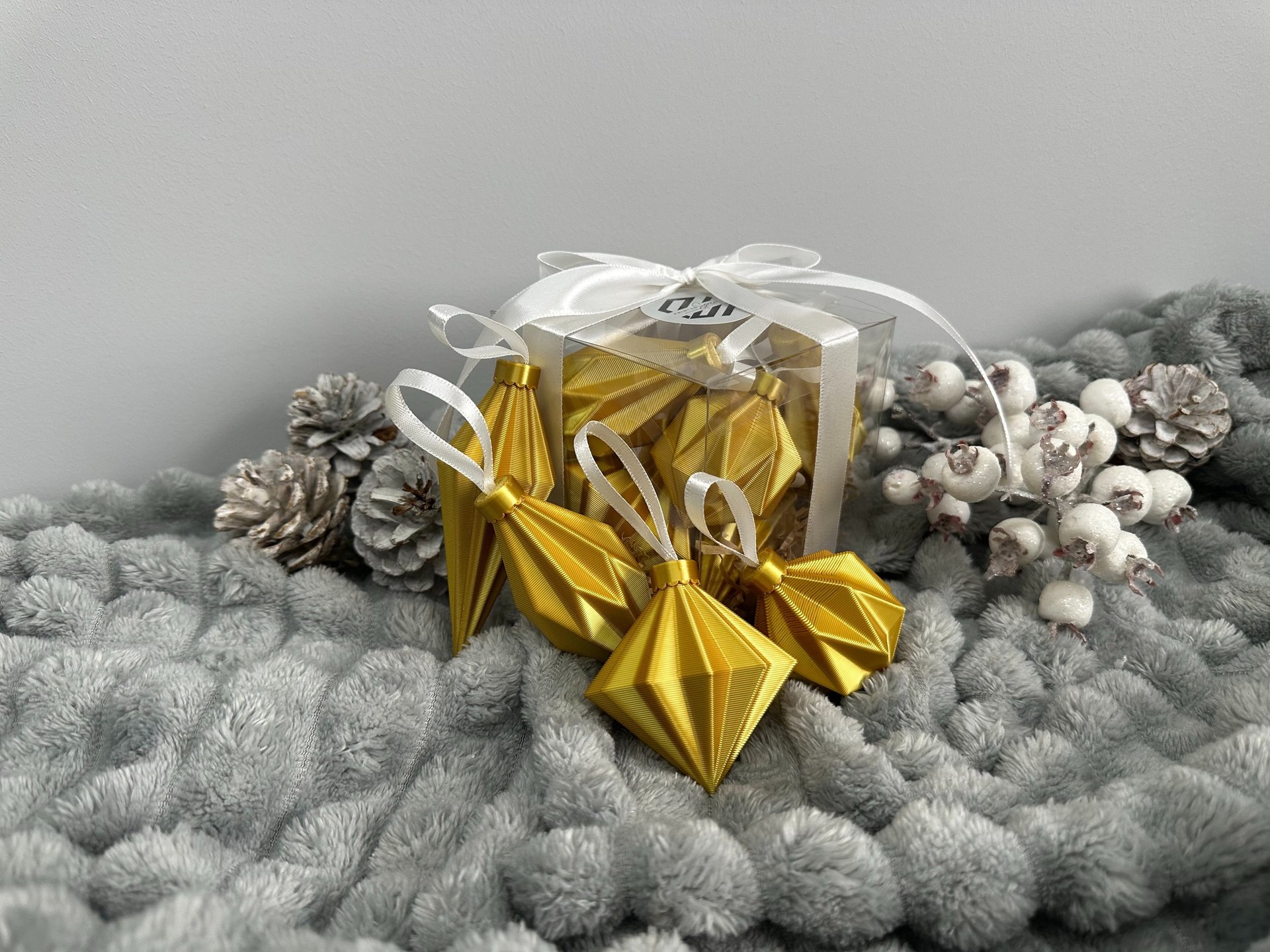 person wearing grey knit sweater