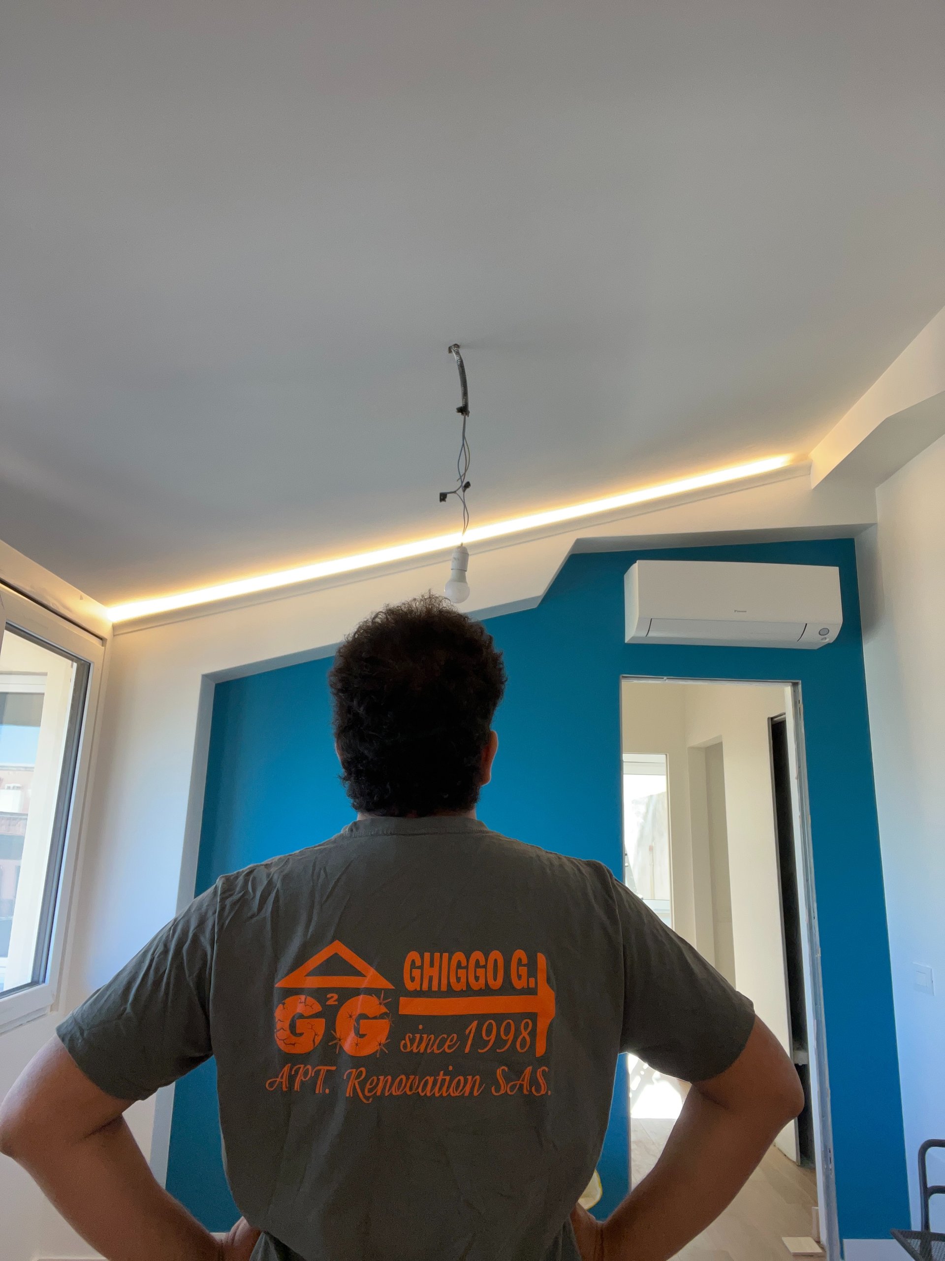 black and brown leather padded tub sofa