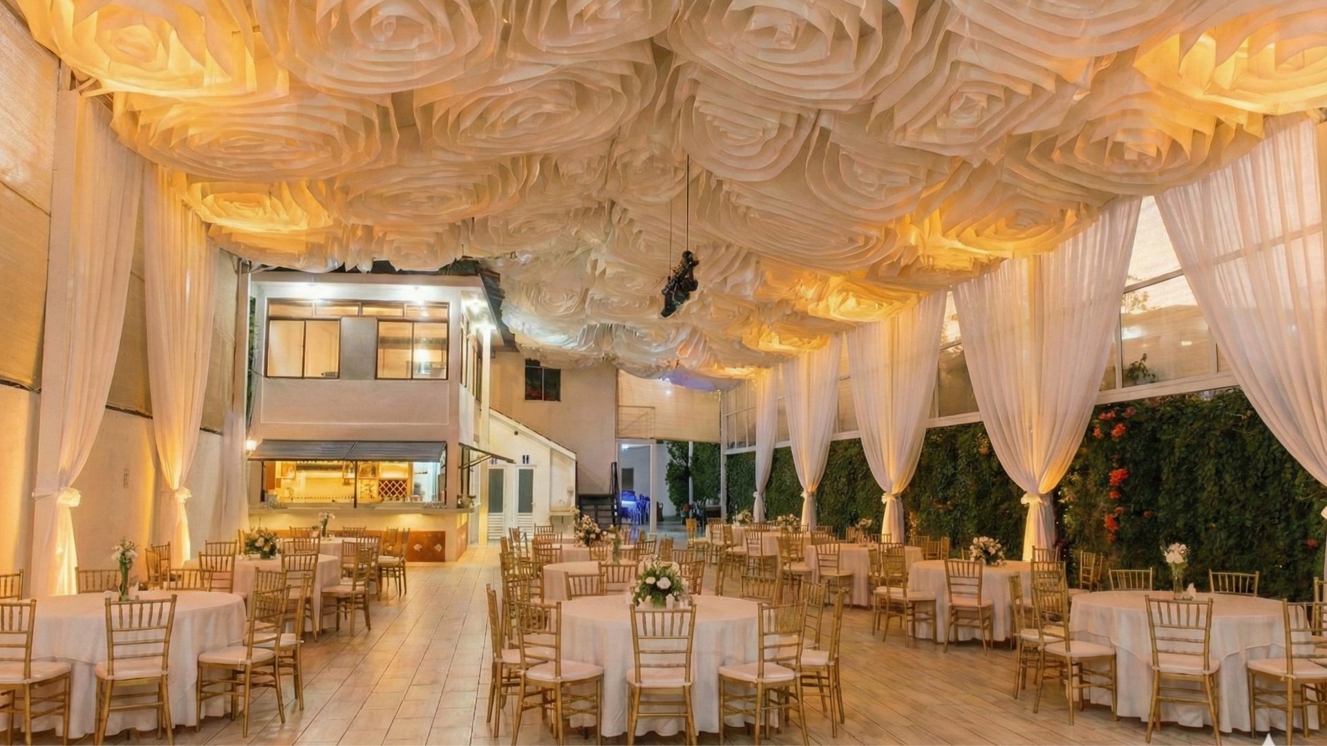 black and white bed linen