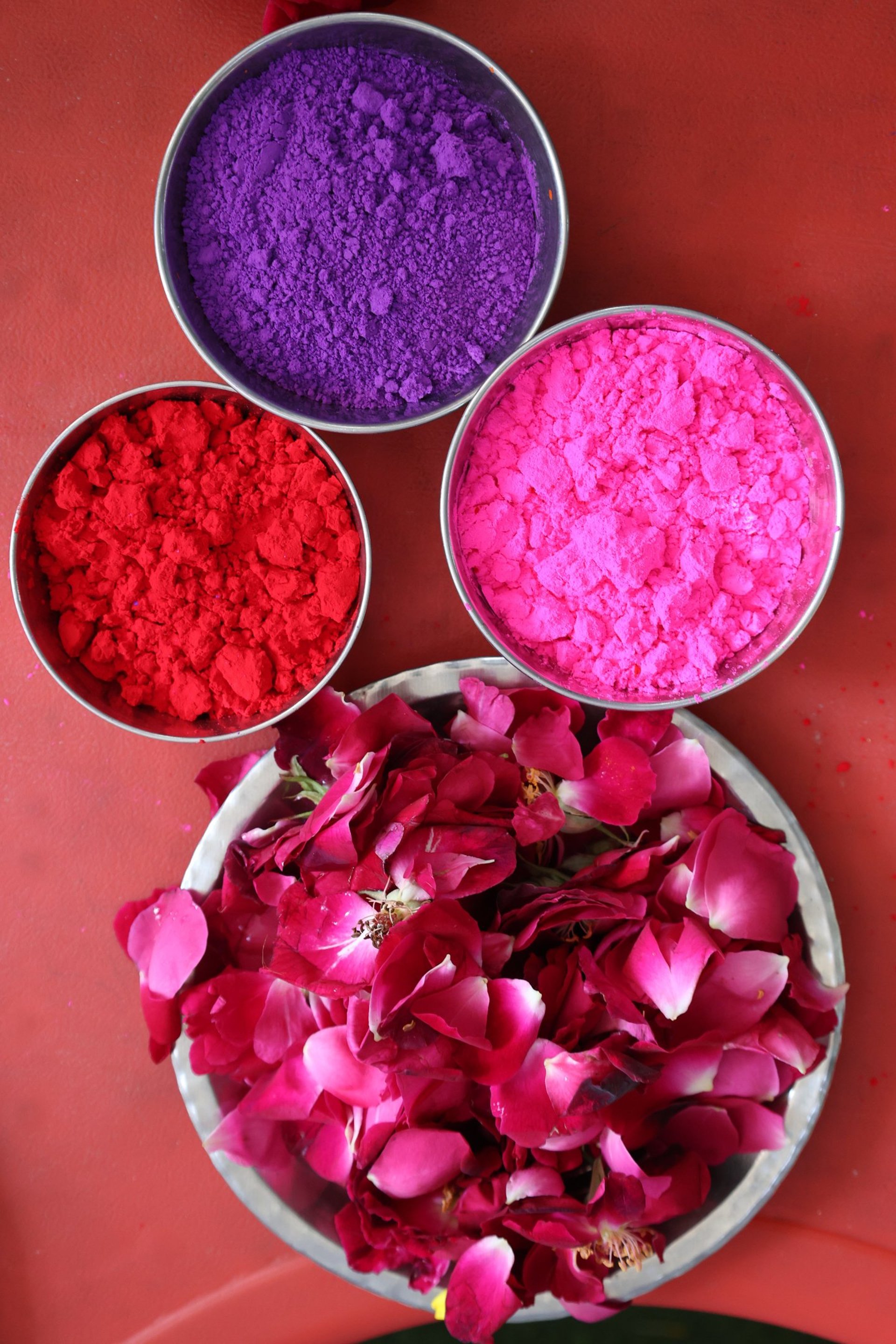 black and brown leather padded tub sofa