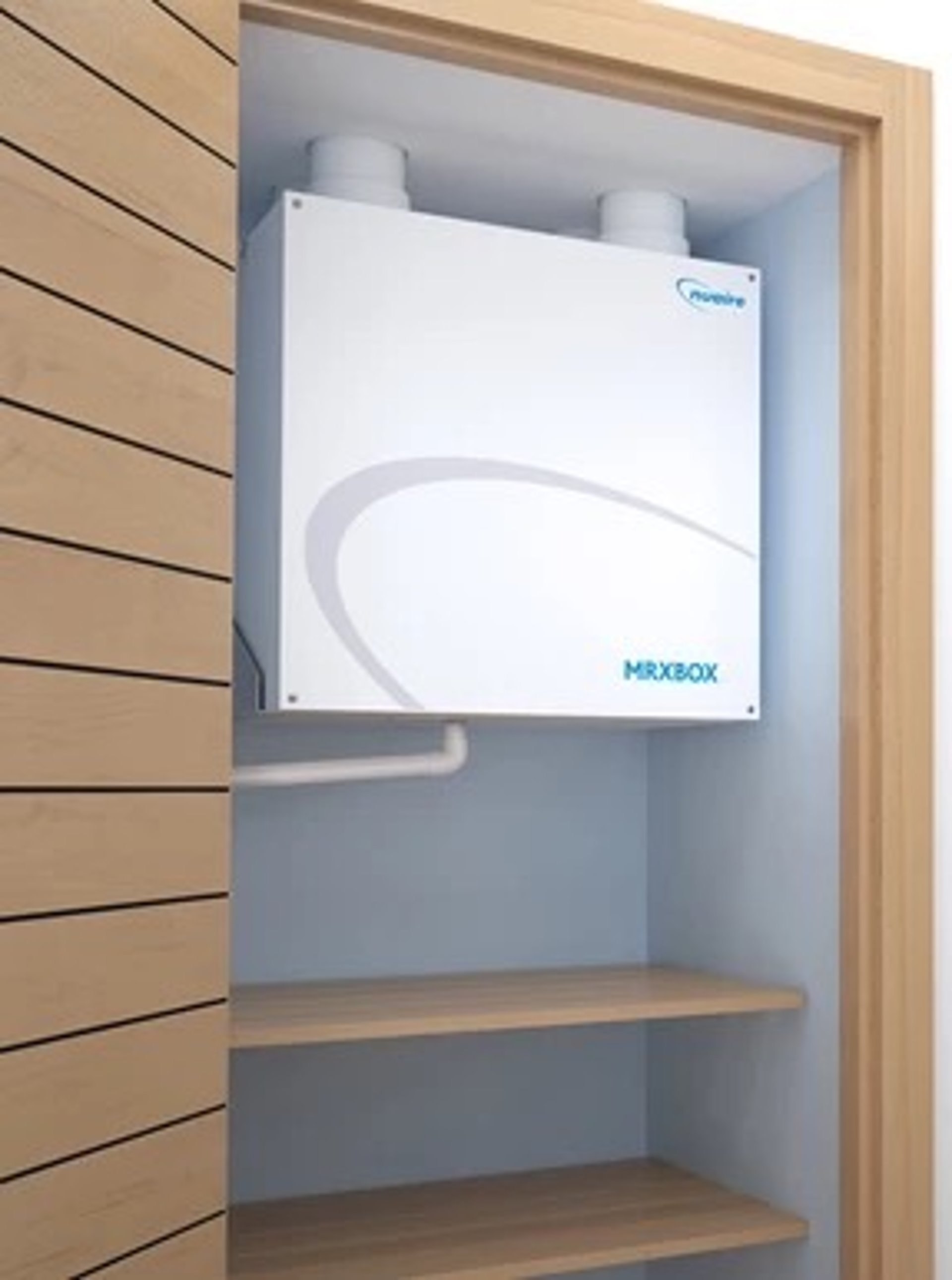 a air conditioner sitting on the side of a building