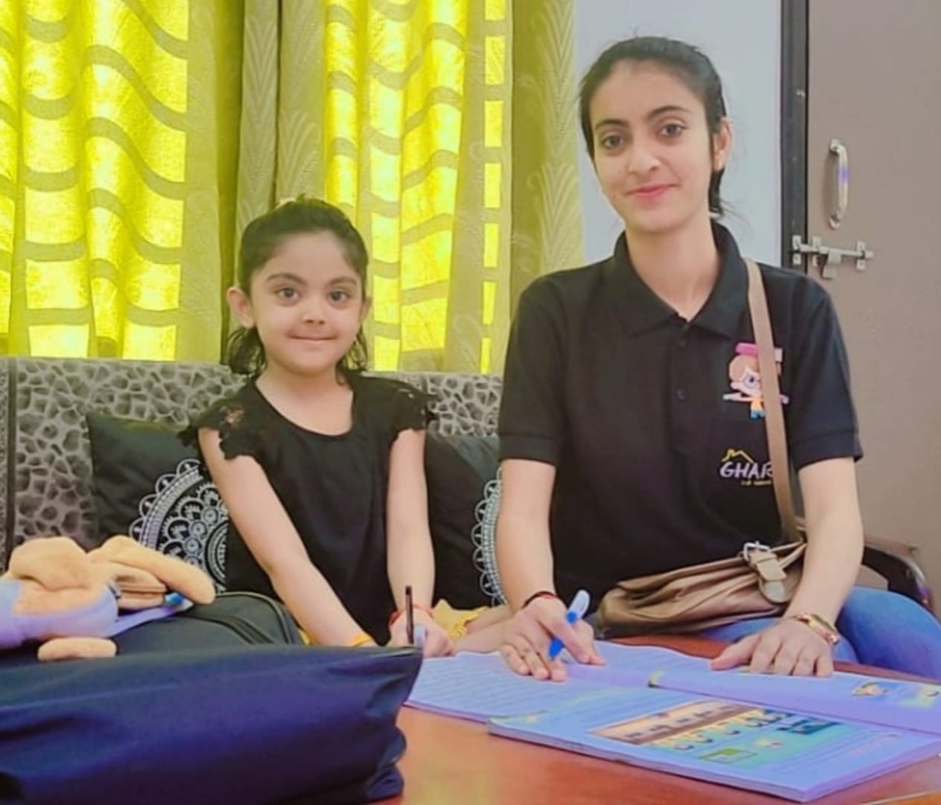 black and white bed linen