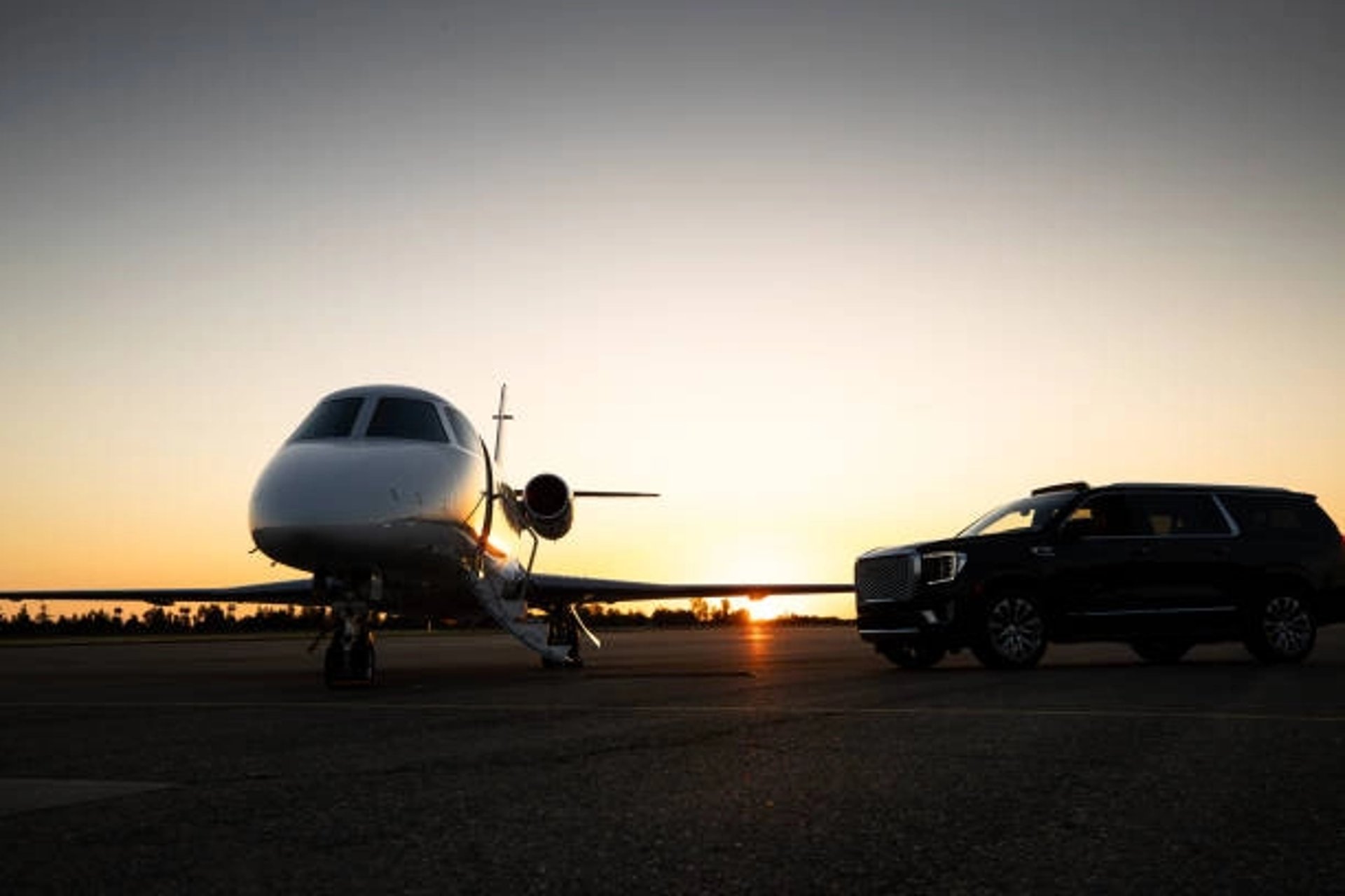 Executive Airport Chauffeur Service Toronto FAQ